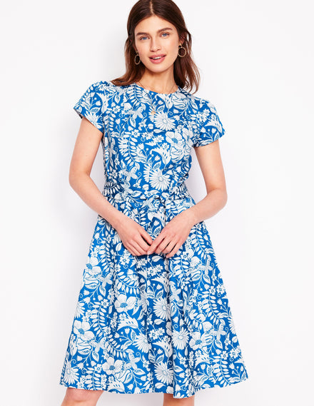 Imo Kurzes Baumwollkleid-Galerieblau, Kaskadenartige Wildblumen
