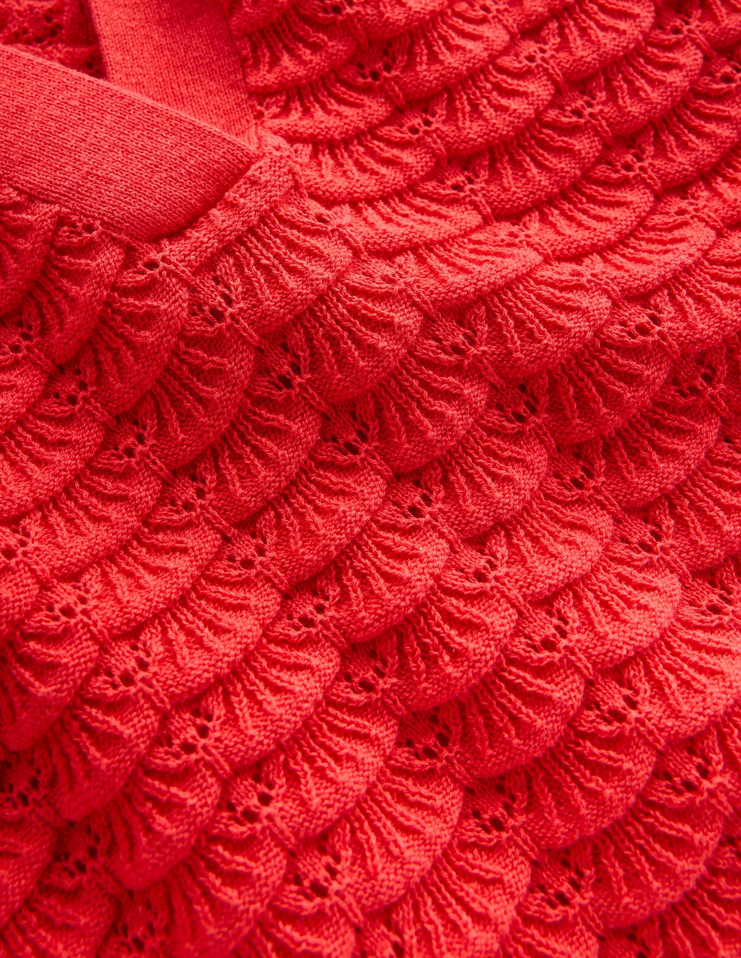 Henley-Pullover mit Kragen-Erbeerkuchenrot