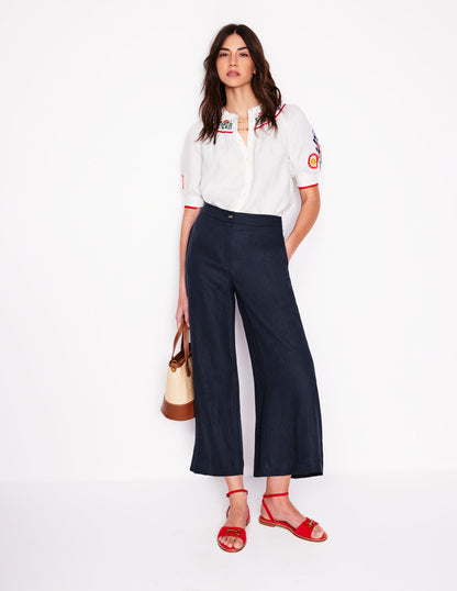 Weite Leinenhose mit verkürztem Schnitt-Marineblaue