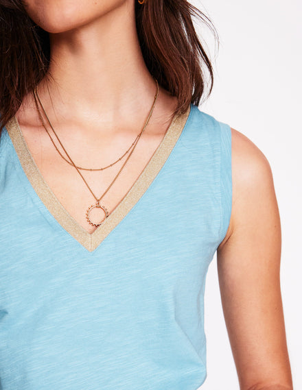 Top mit Metallic-Besatz und V-Ausschnitt-Blau
