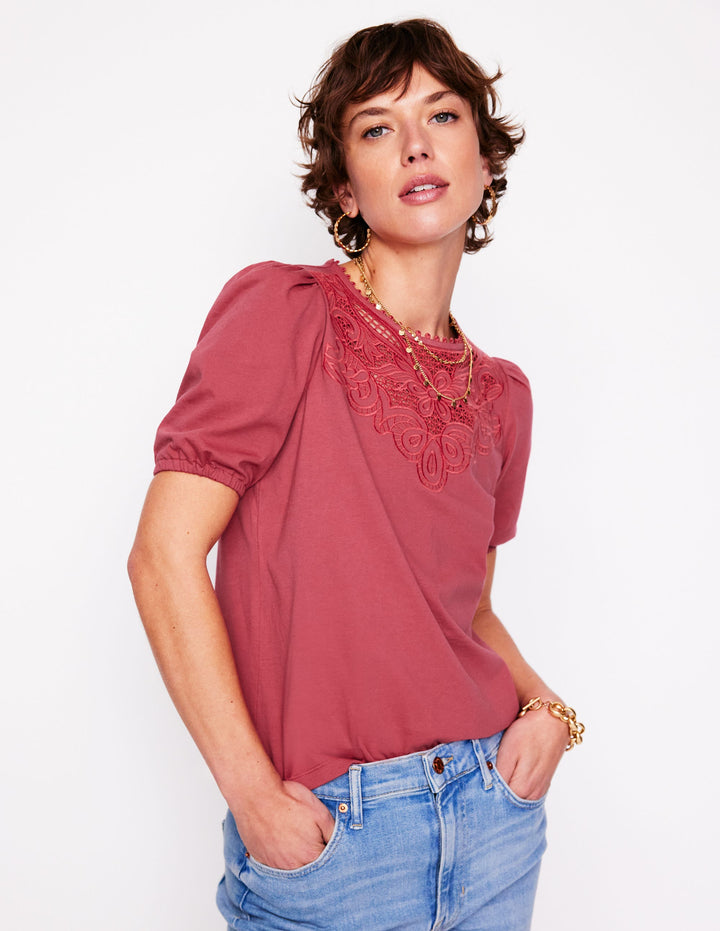 Cutwork-T-Shirt mit Puffärmeln-Terrakotta