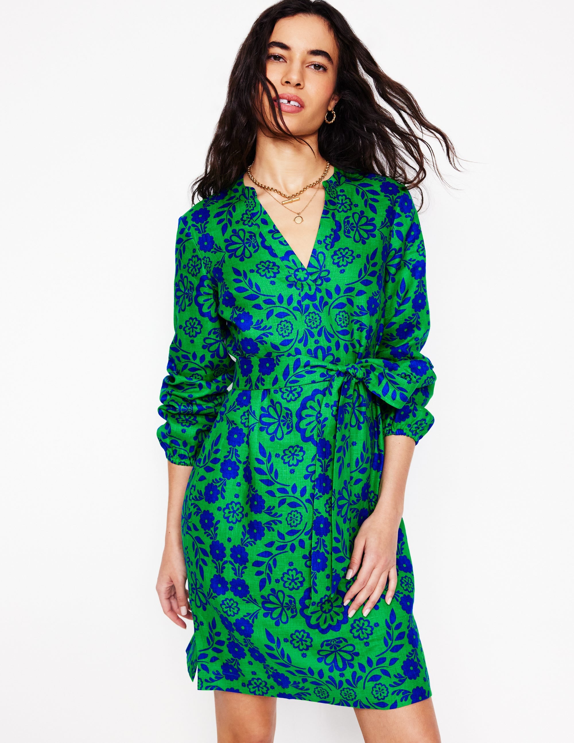 Robe Cleo nouée à la taille en lin-Aleo, motif Structured Meadow - Image 1