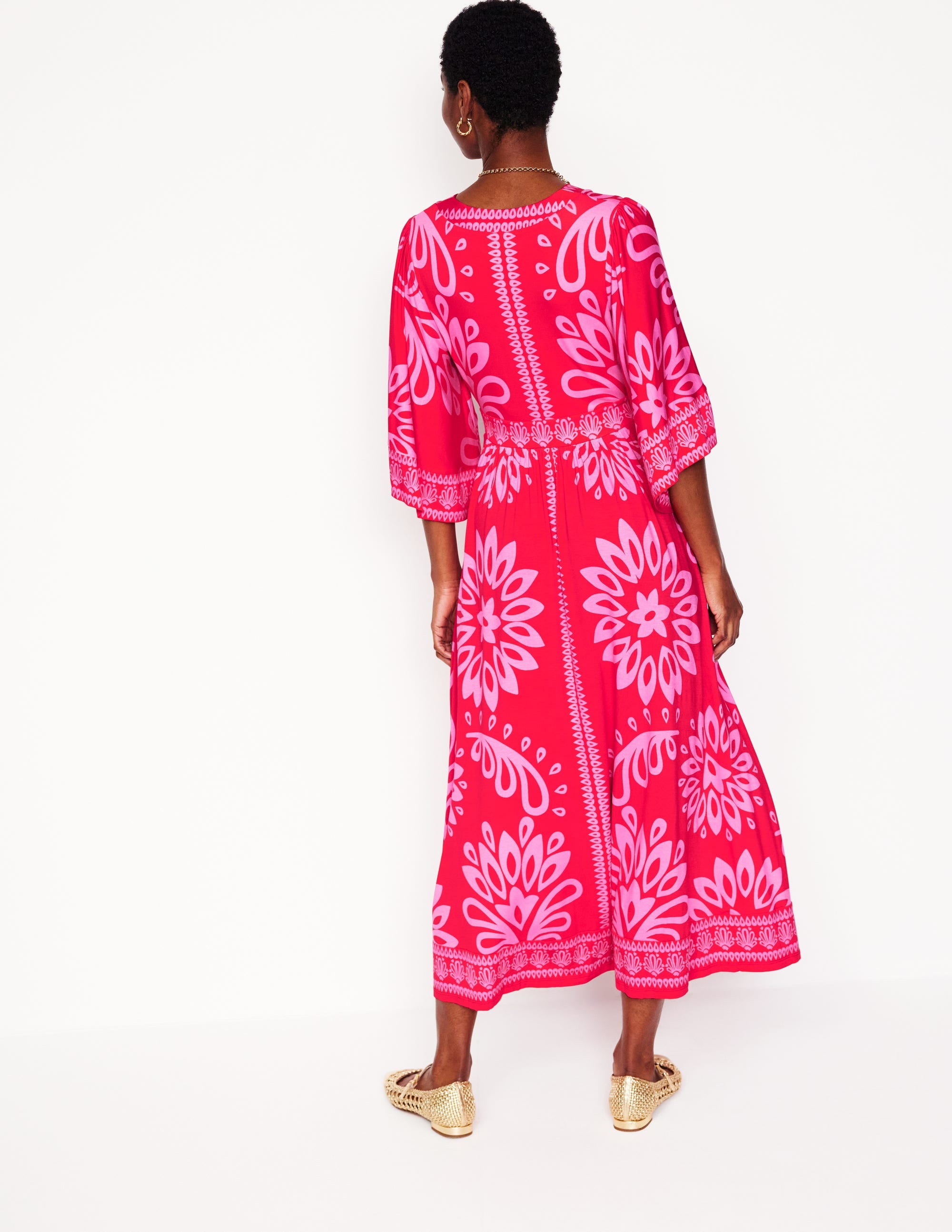 Robe longue façon kimono Maya en jersey-Rouge fraise, motif Palm Foliage - Image 3