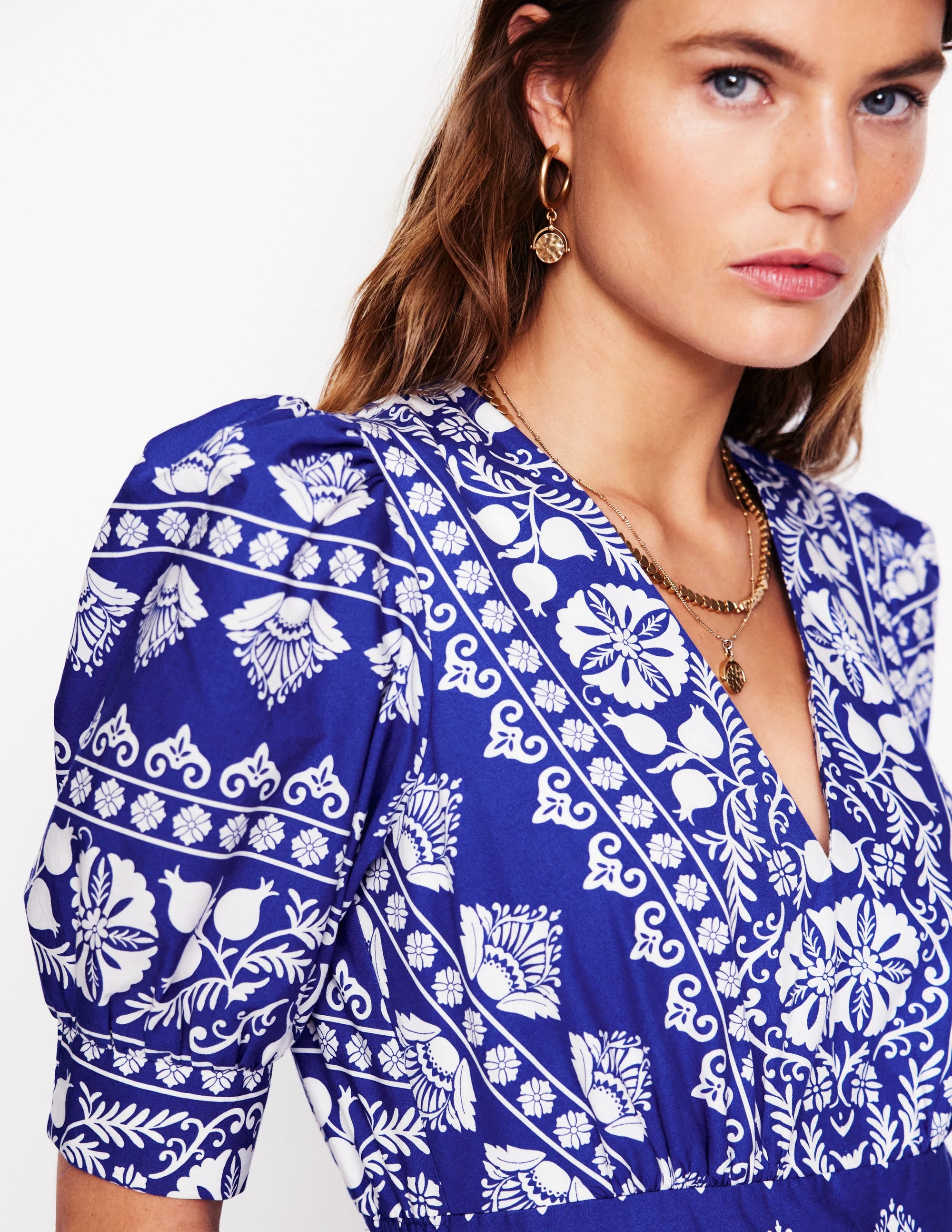 La robe Bella-Bleu vif, motif Ornate Border - Image 2