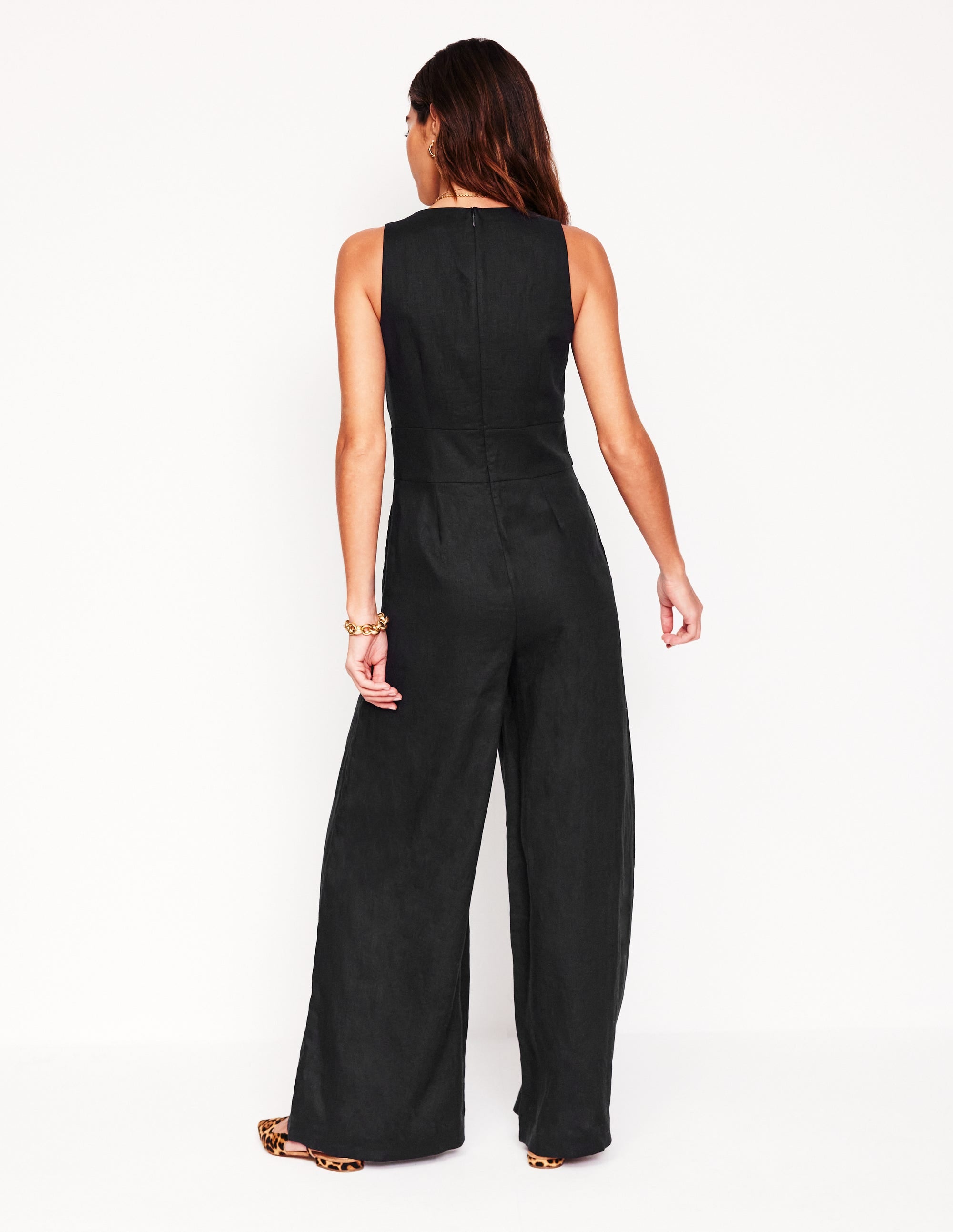 Leinen-Jumpsuit mit V-Ausschnitt-Schwarz - Image 3