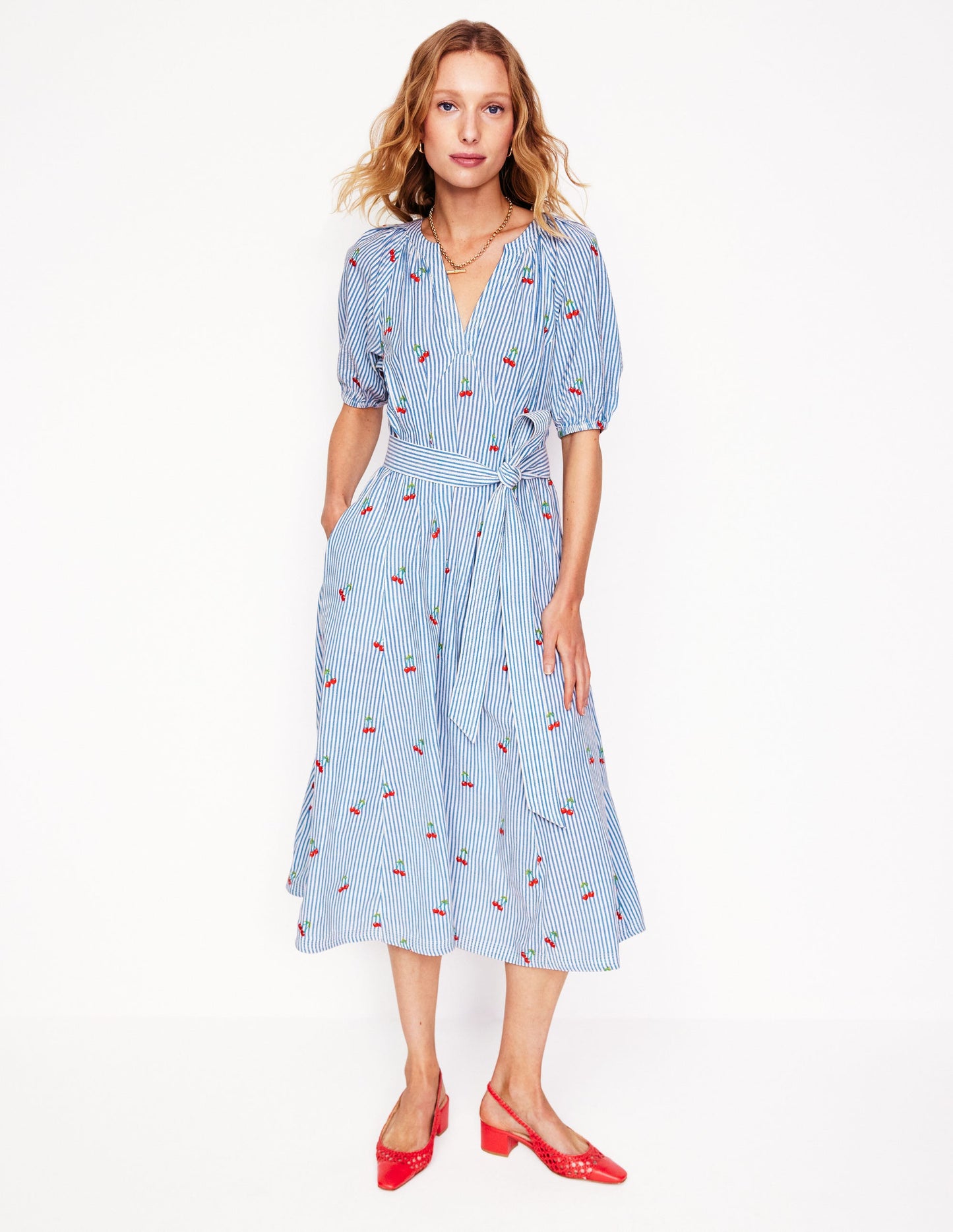 Robe midi brodée en coton-Cerises brodées