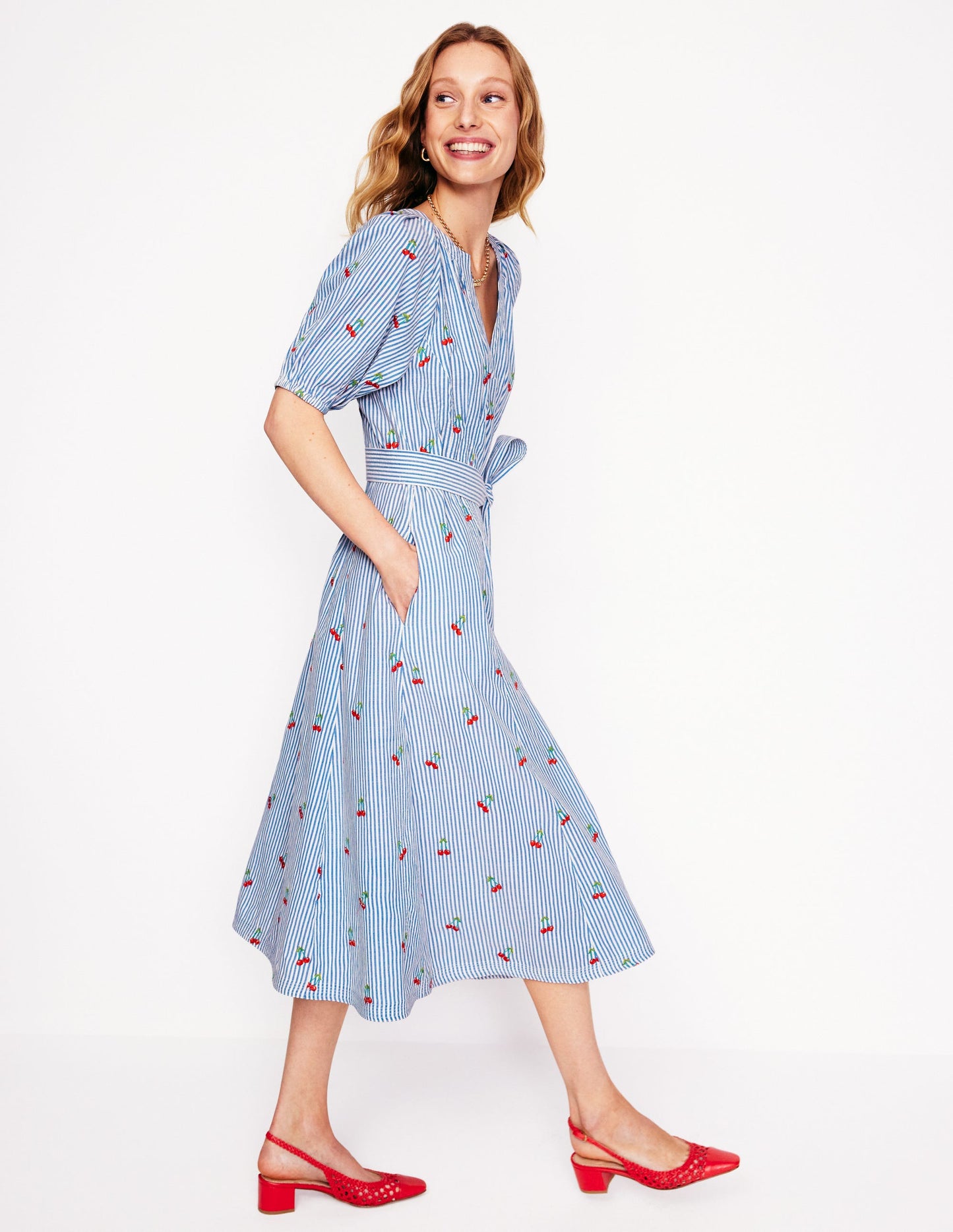 Robe midi brodée en coton-Cerises brodées