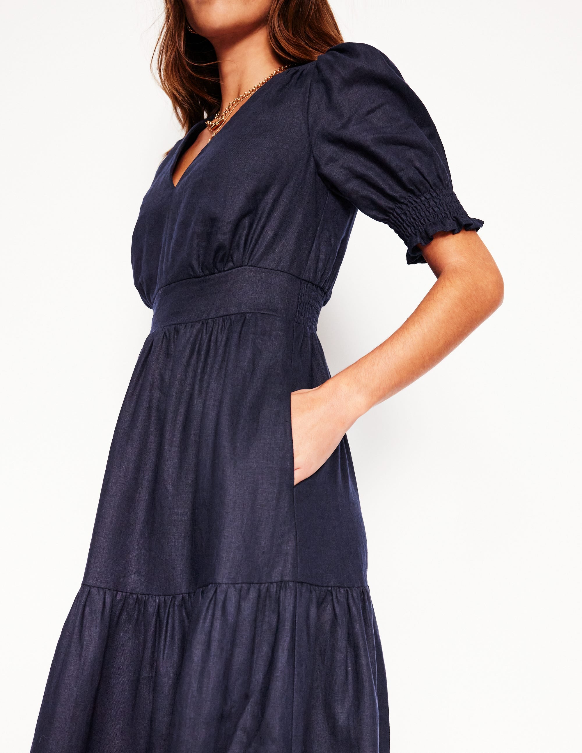 Anna Gestuftes Midikleid aus Leinen-Marineblaue - Image 2