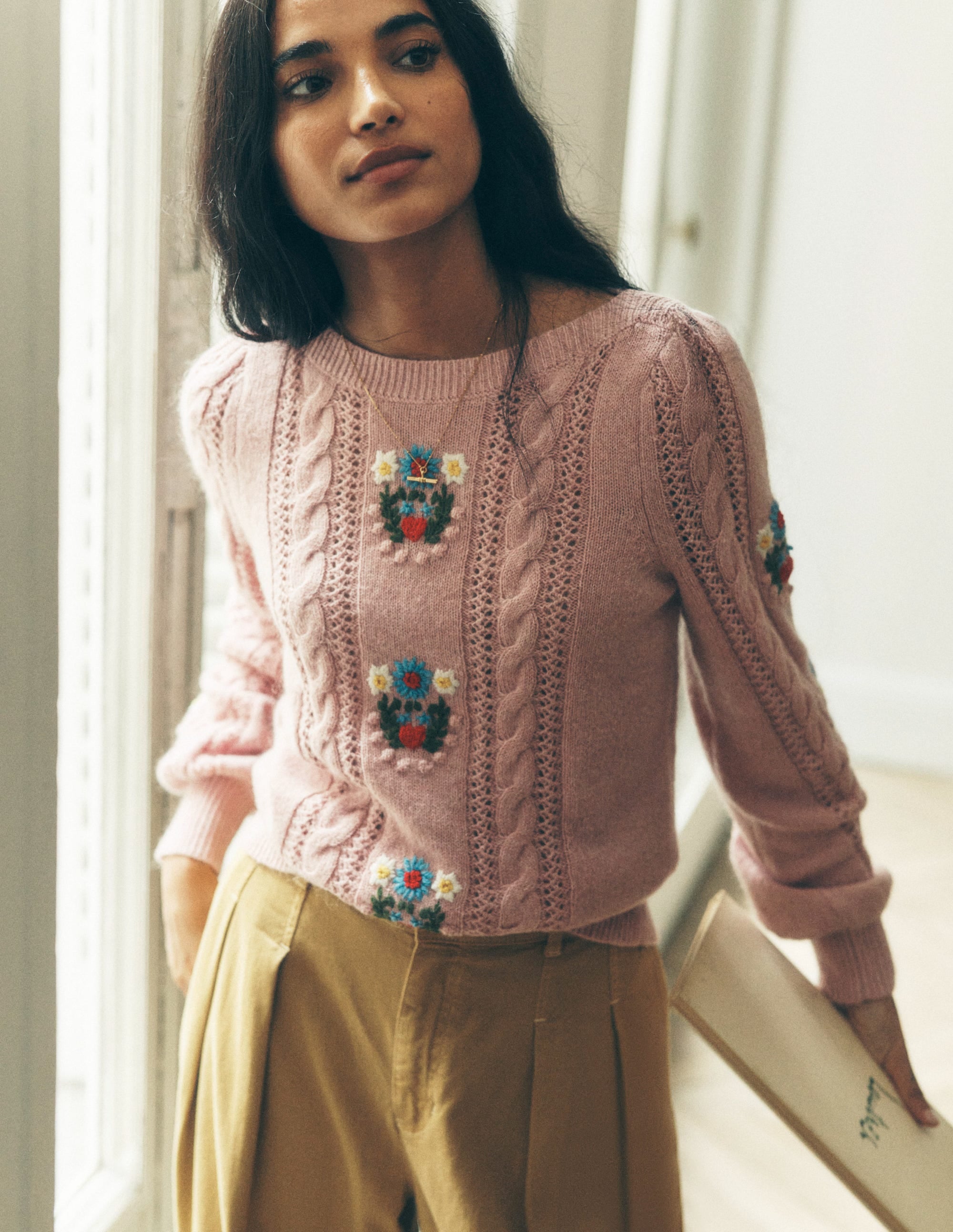 Flauschiger Pullover mit Stickerei-Sanftes Lavendelrosa - Image 2