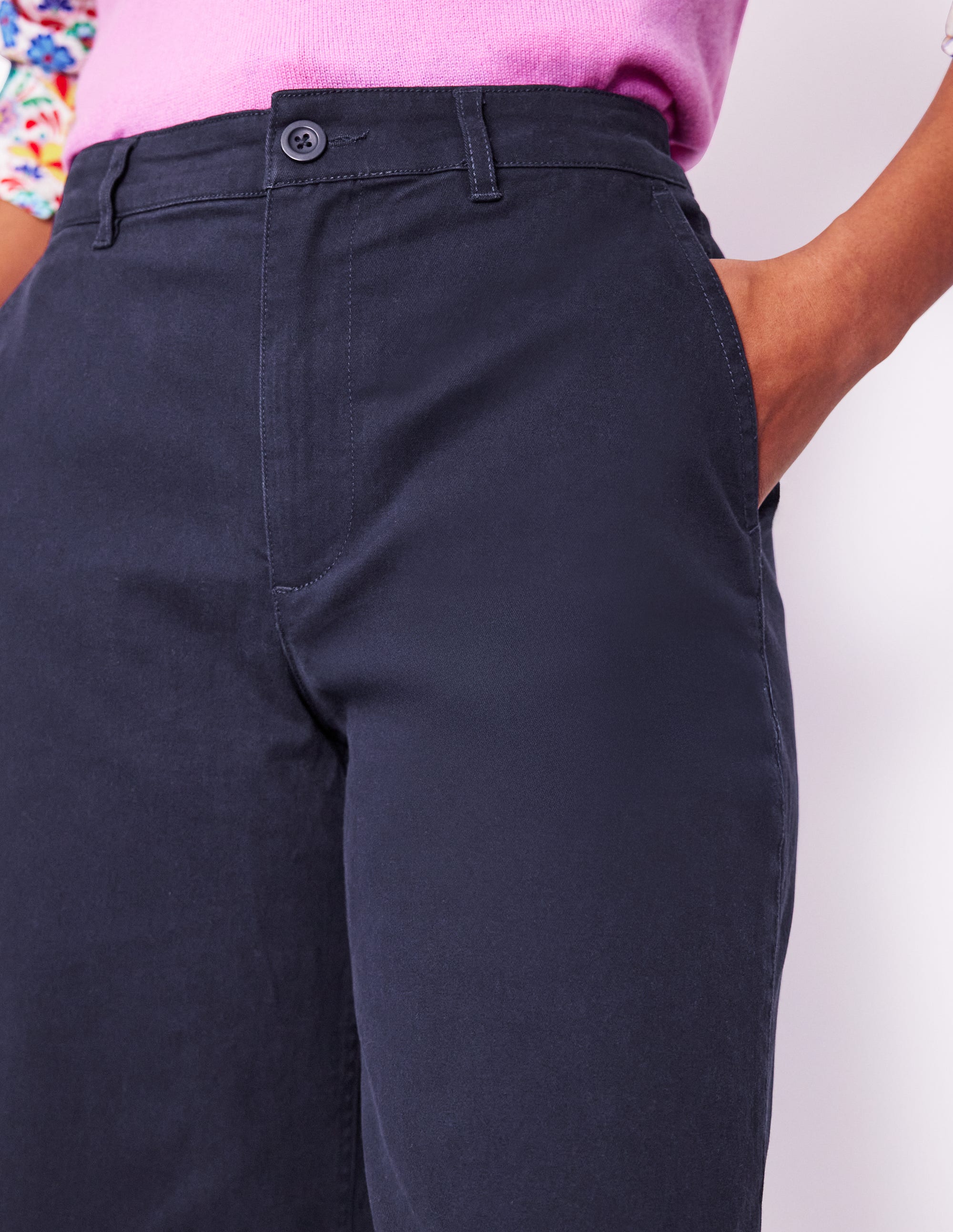 Pantacourt chino Barnsbury-Bleu Marine - Image 5