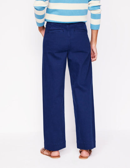 Primrose Hose mit aufgesetzten Taschen-Marineblaue