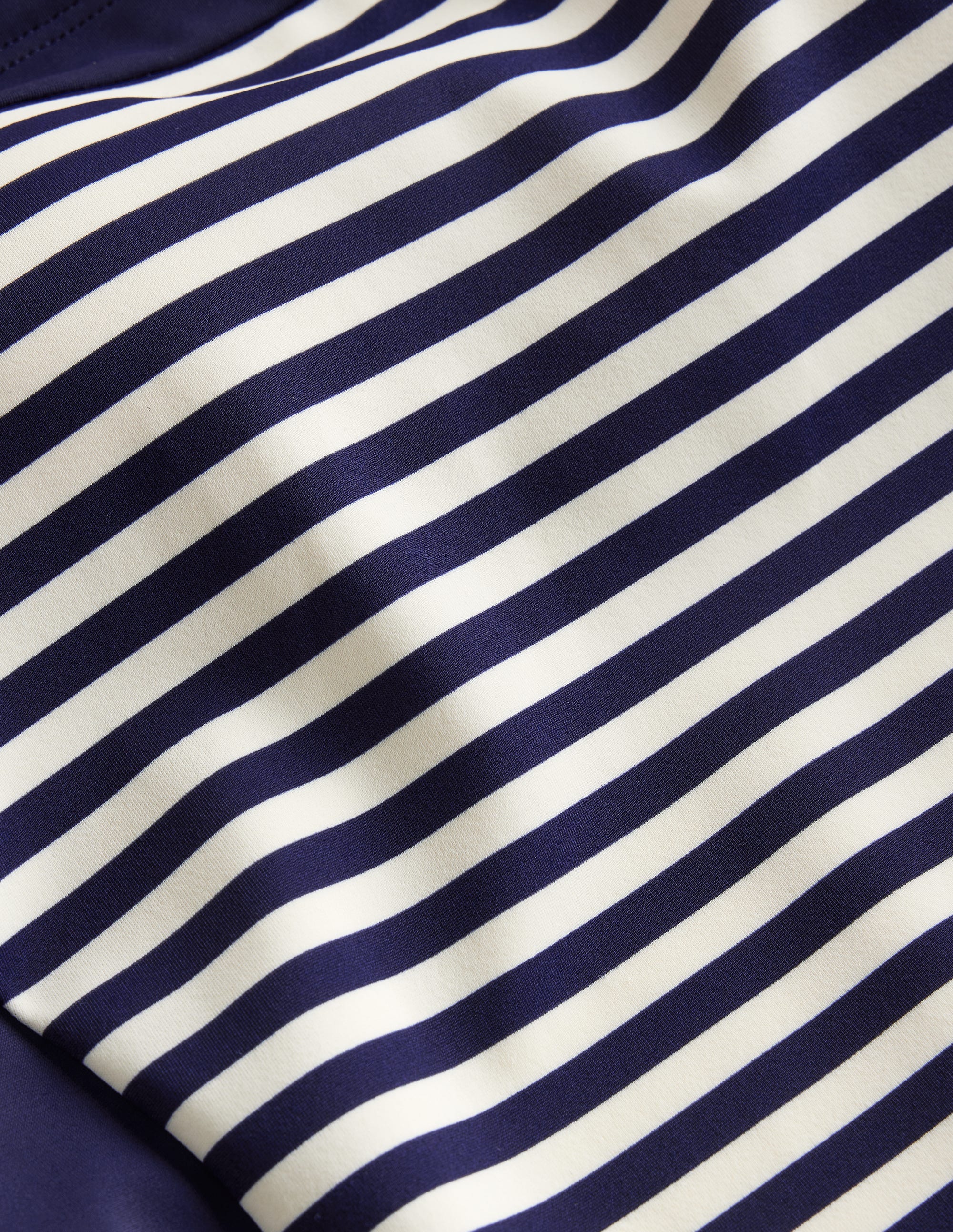Haut de tankini Santorini-Rouge, rayé bleu marine - Image 6