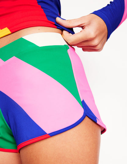 Badeshorts-Bunt, Regenbogendesign