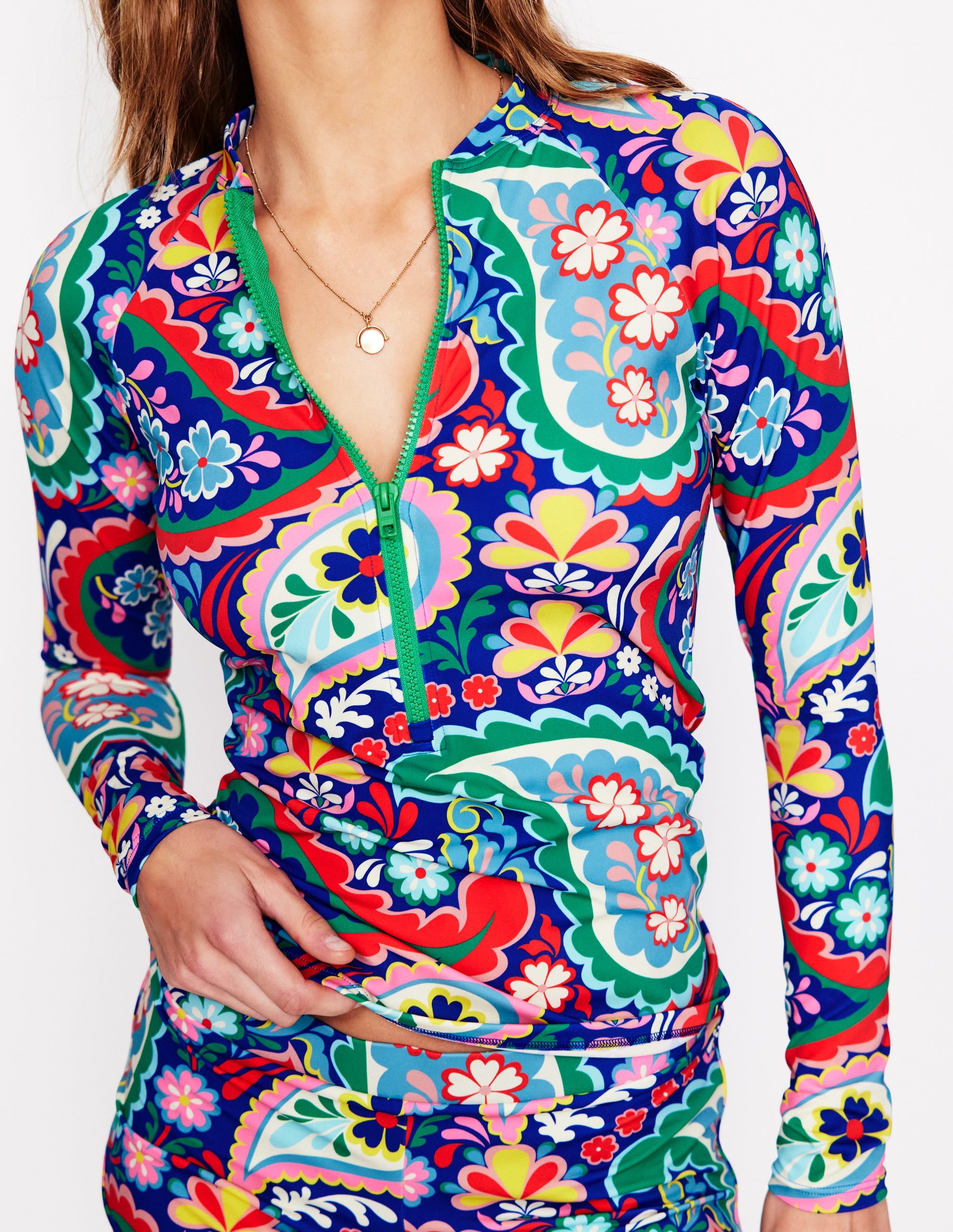 Langärmliges Badeshirt-Bunt, Wiesen-Paisley - Image 2