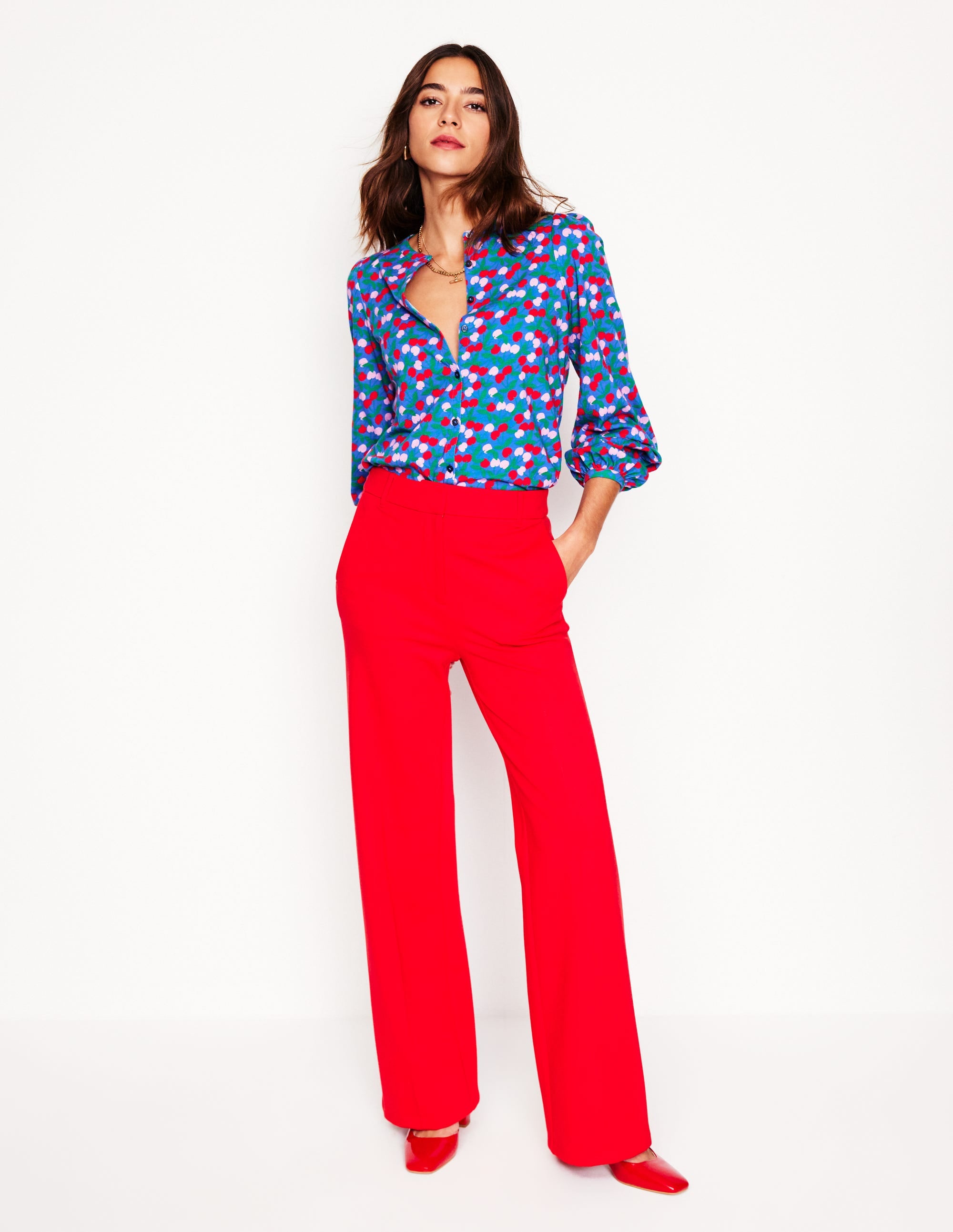 Chemise Marina en jersey-Bleu vif, motif Cherry Cascade - Image 4