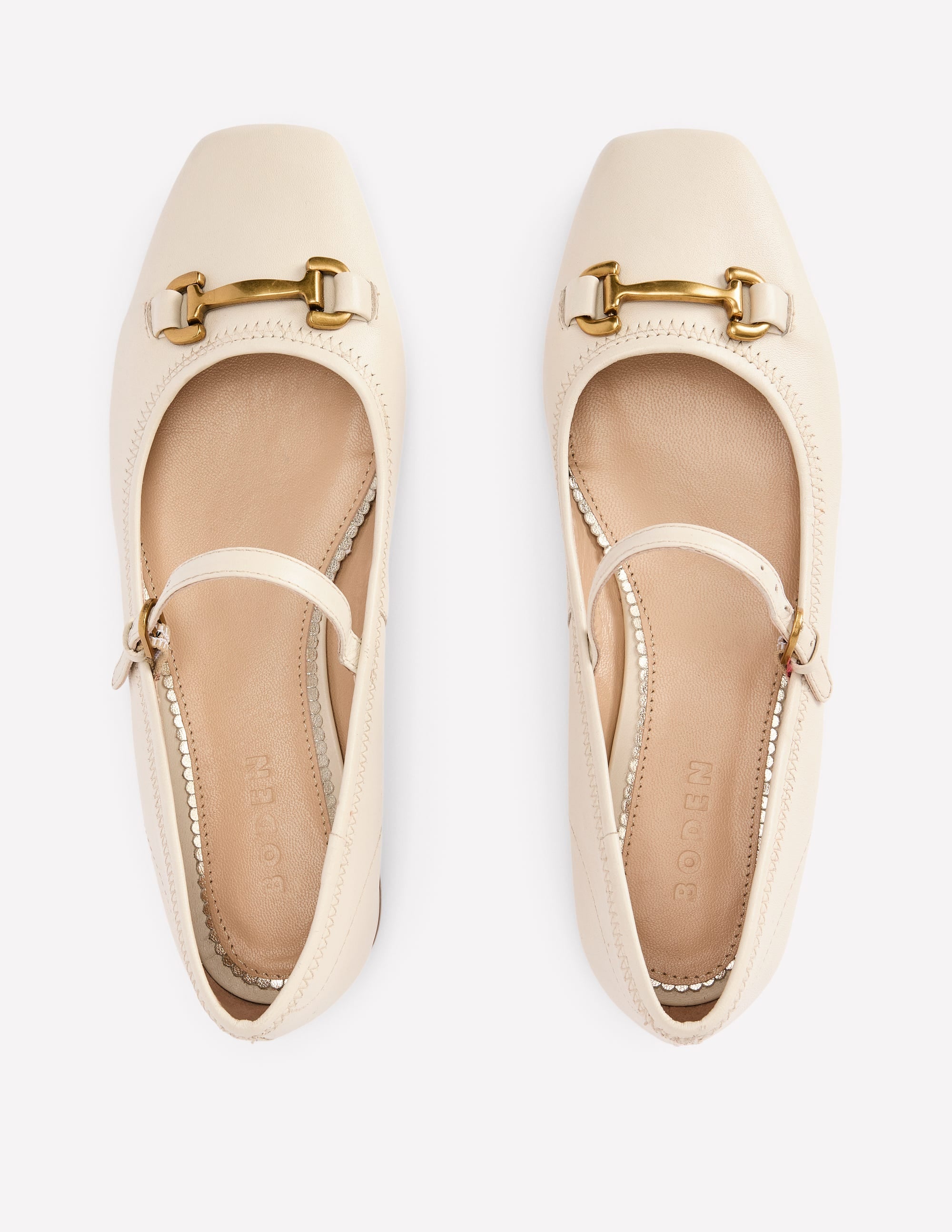 Flache Mary Janes mit Trensendetail-Ekru - Image 4