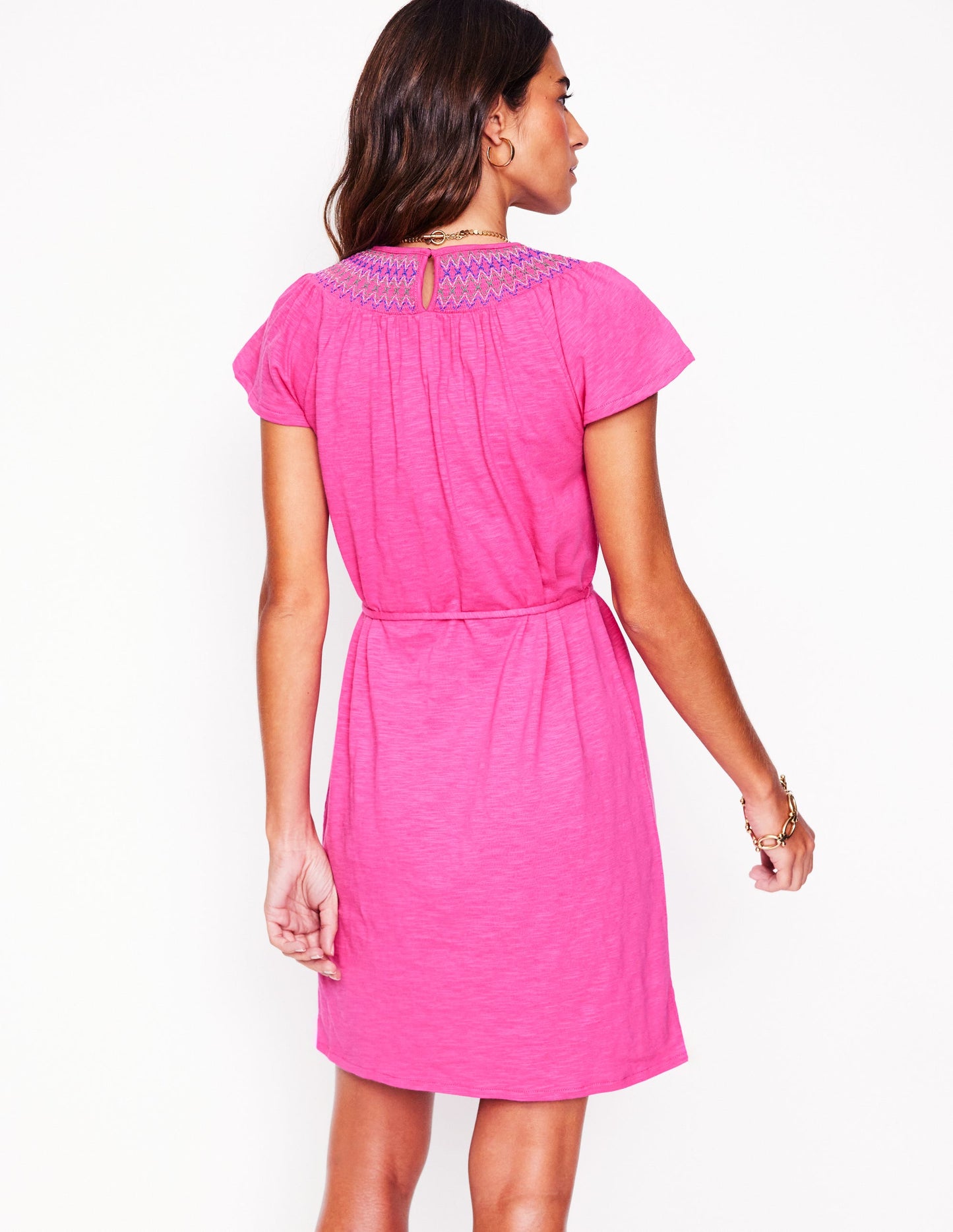 Nina Gesmoktes T-Shirt-Kleid-Cosmos-Rosa