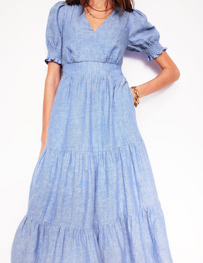 Robe mi-longue Anna en lin volantée-Chambray bleu d'été