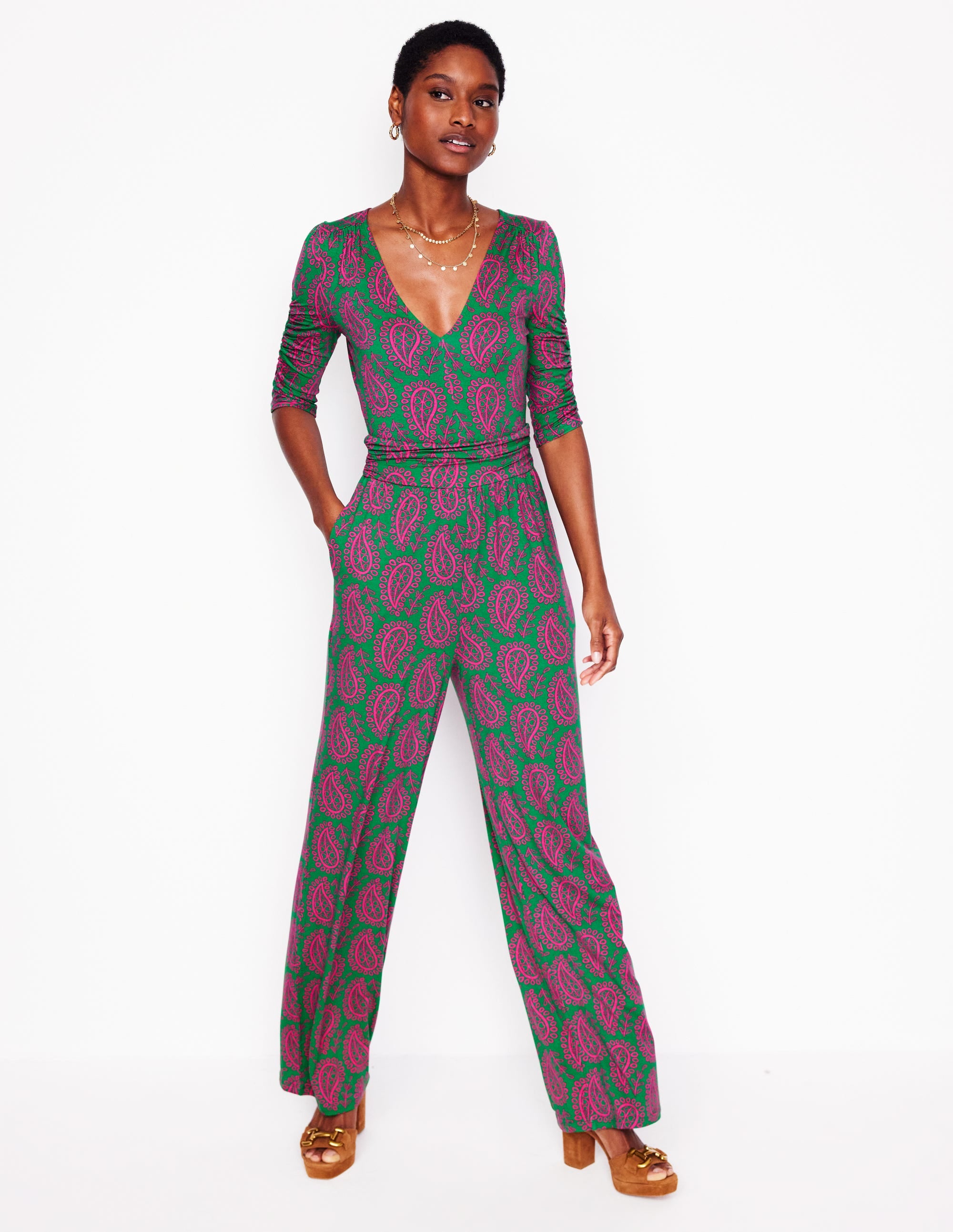 JUMPSUIT MIT GERAFFTER TAILLE-Grün, Paisley-Herz - Image 1