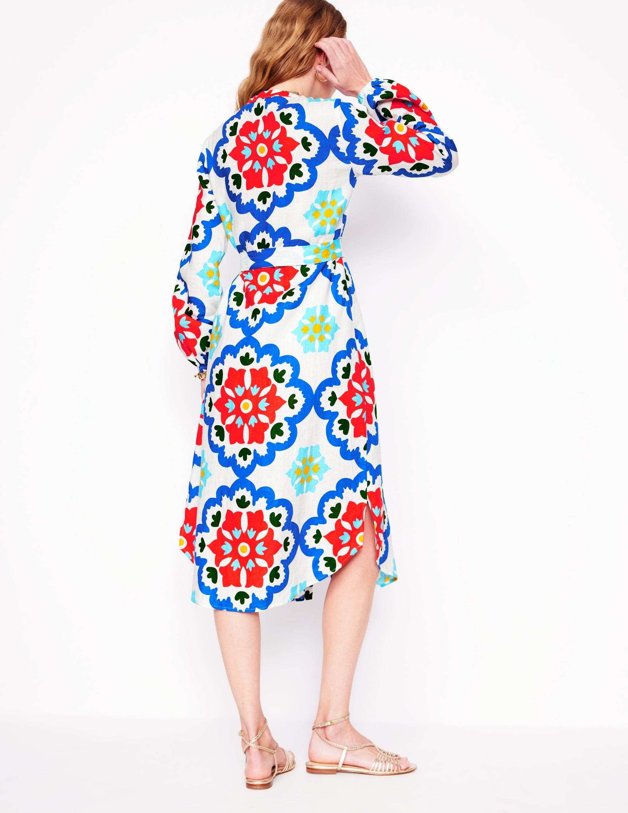 Gerade geschnittenes Hemdblusenkleid aus Leinen-Naturweiß, Geometrisches Blütenmuster - Image 4