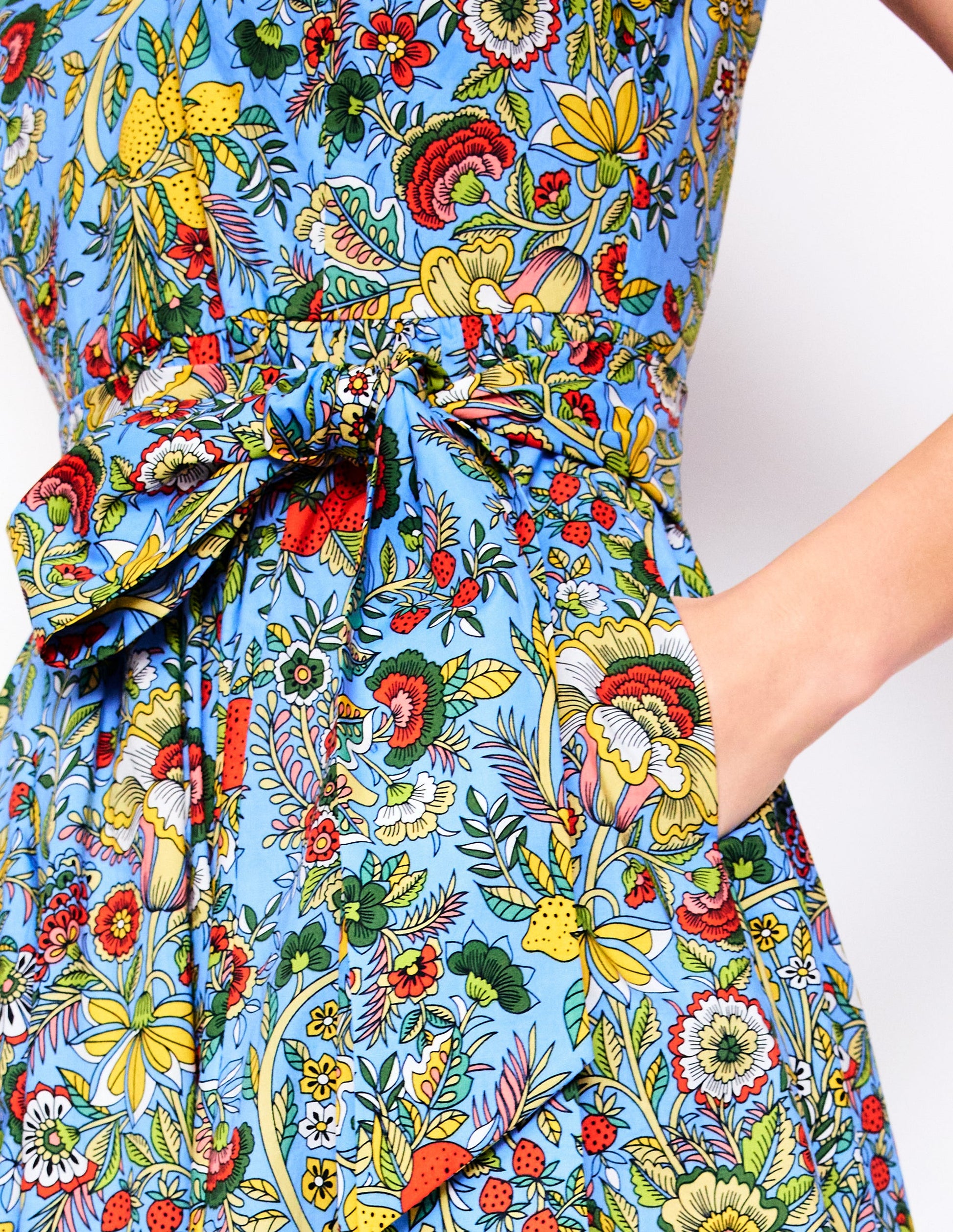 Robe évasée avec ceinture et col en V-Multi, motif Citrus Vine