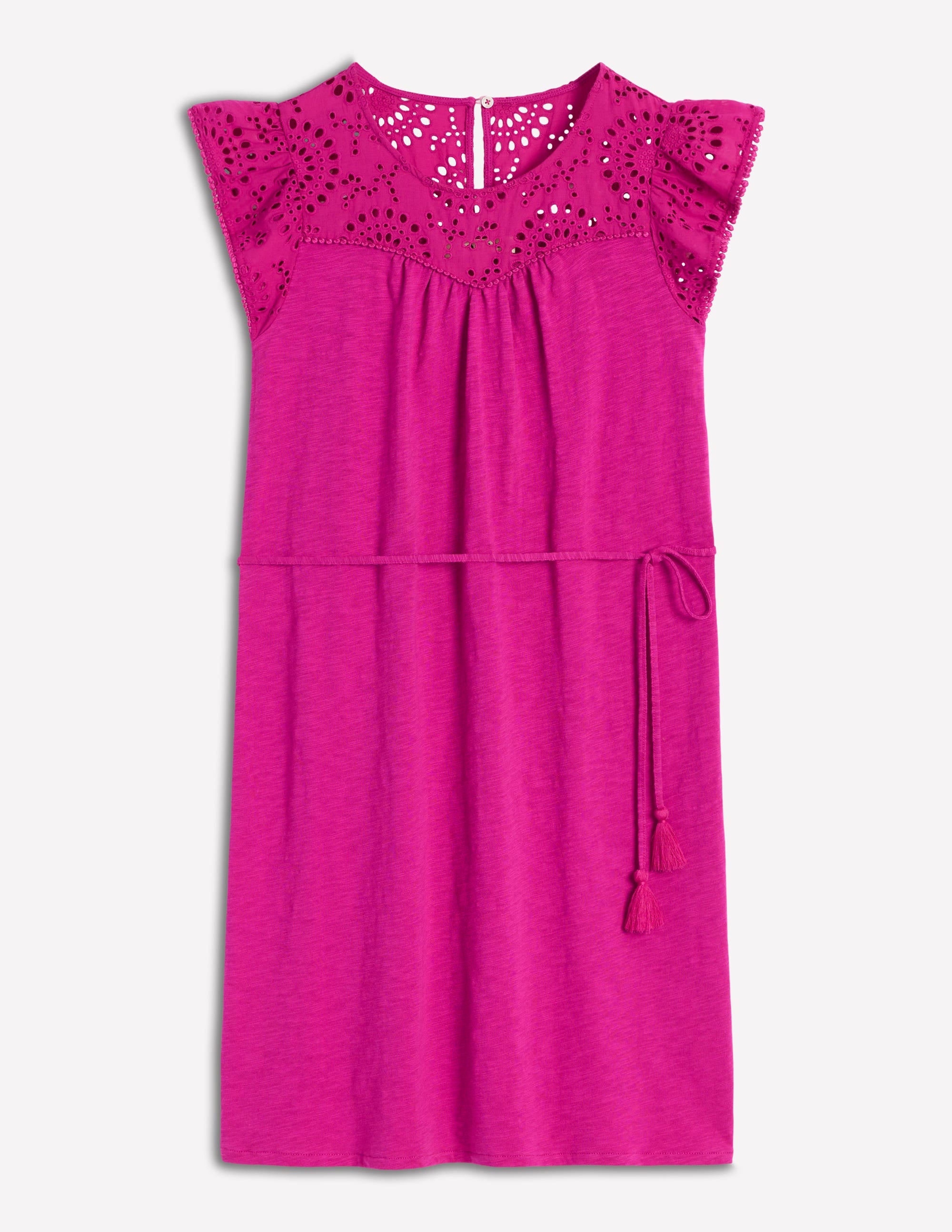 Juliet kurzes Kleid mit Lochstickerei-Fuchsie - Image 5