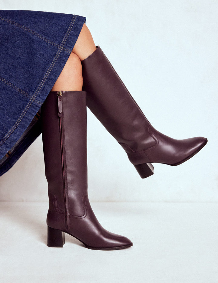 Skye Elegante, kniehohe Stiefel-Dunkle Kirsche
