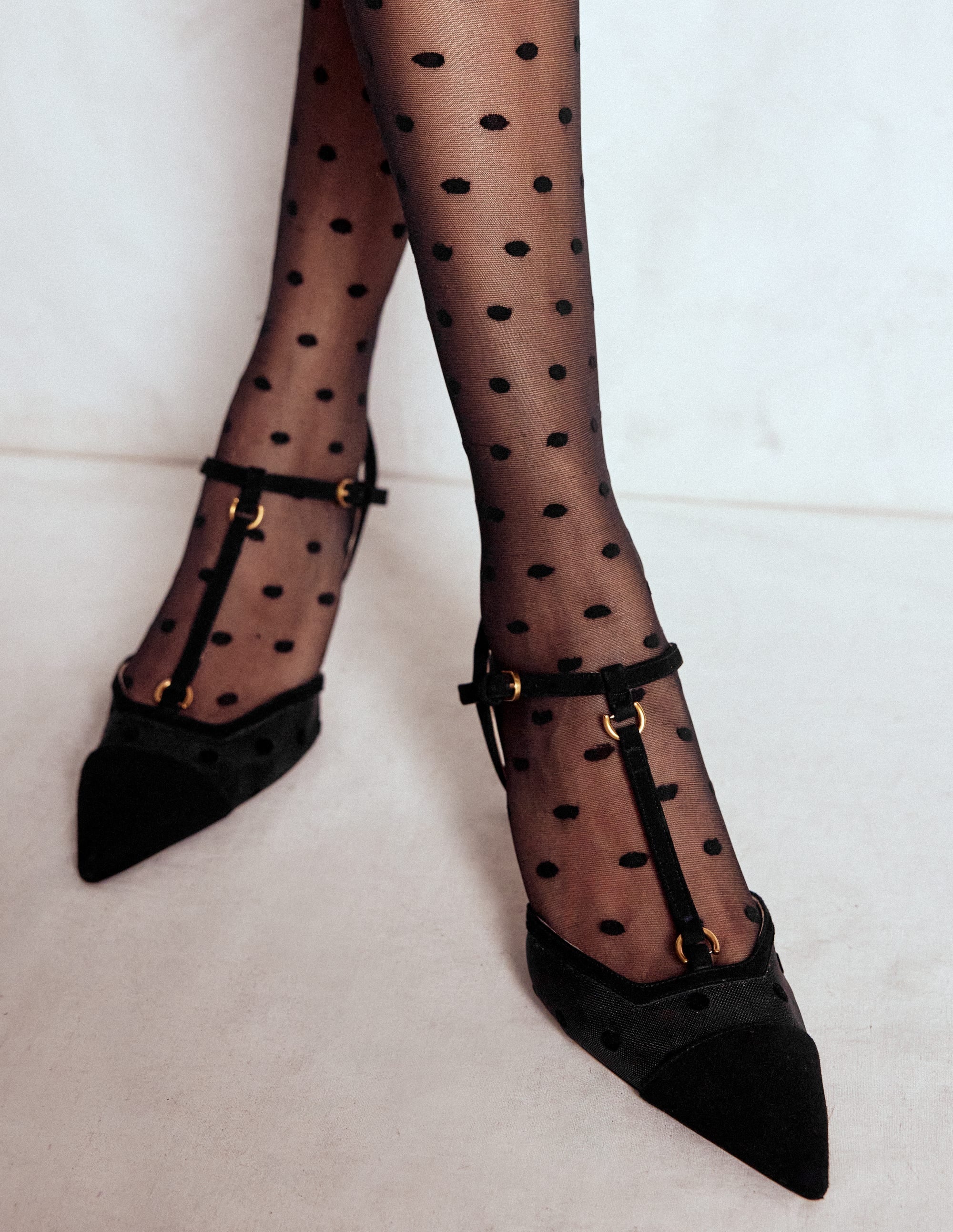 Spitze Absatzschuhe mit T-Steg-Schwarz Mesh - Image 2