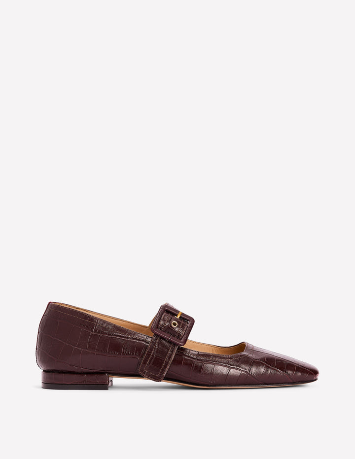 Vic Mary Janes mit geformter Spitze-Oxblood