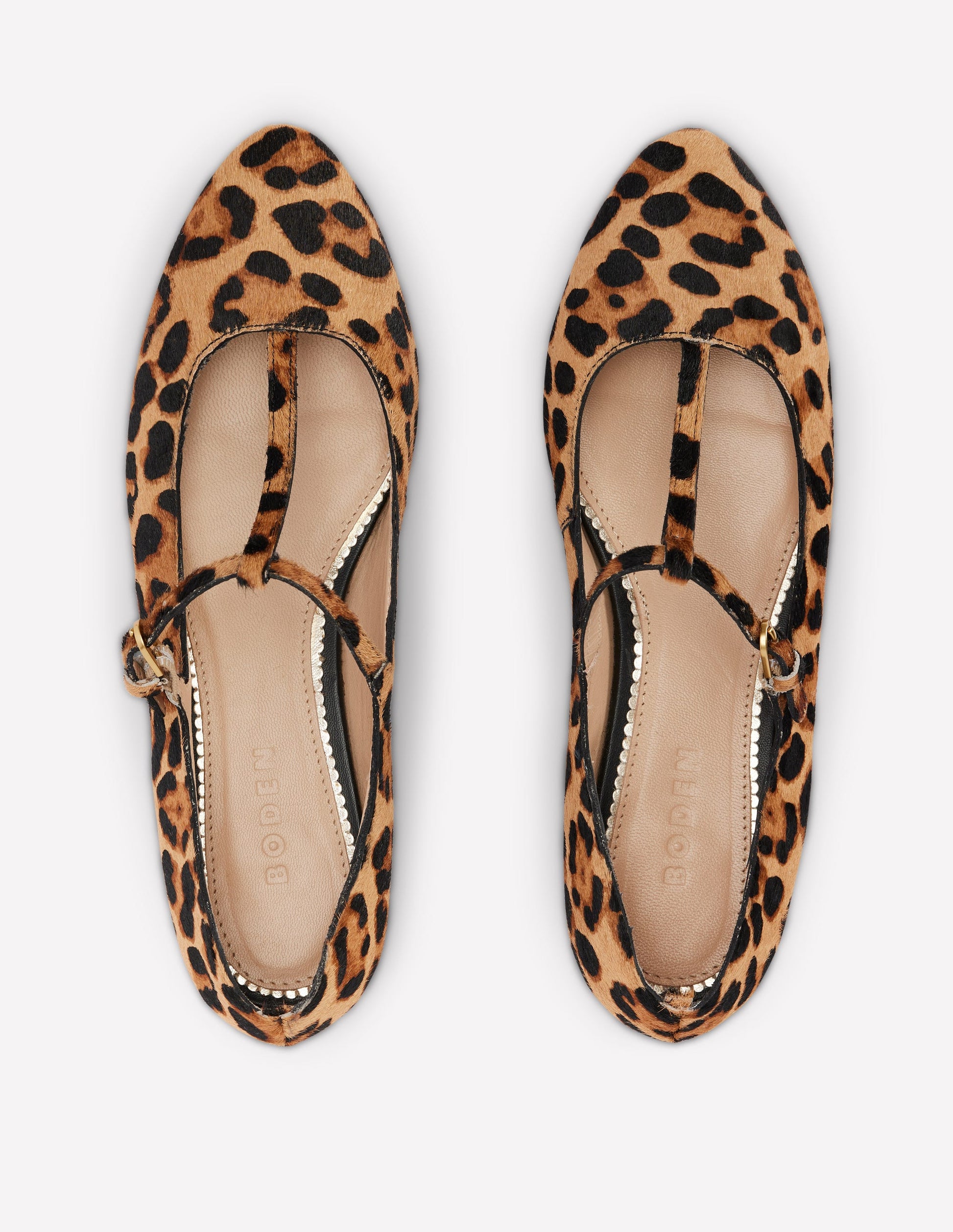Flache Schuhe mit runder Zehenpartie und T-Steg-Mohair, Leopardenmuster-5