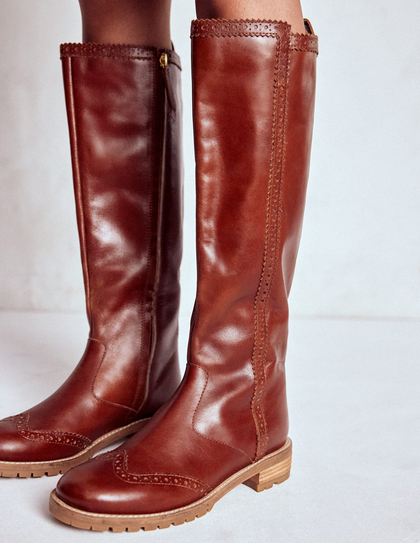 Bottes hauteur genou à détails richelieus-Fauve