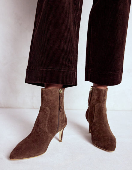 Mittelhohe Stiefeletten-Bitterschokolade