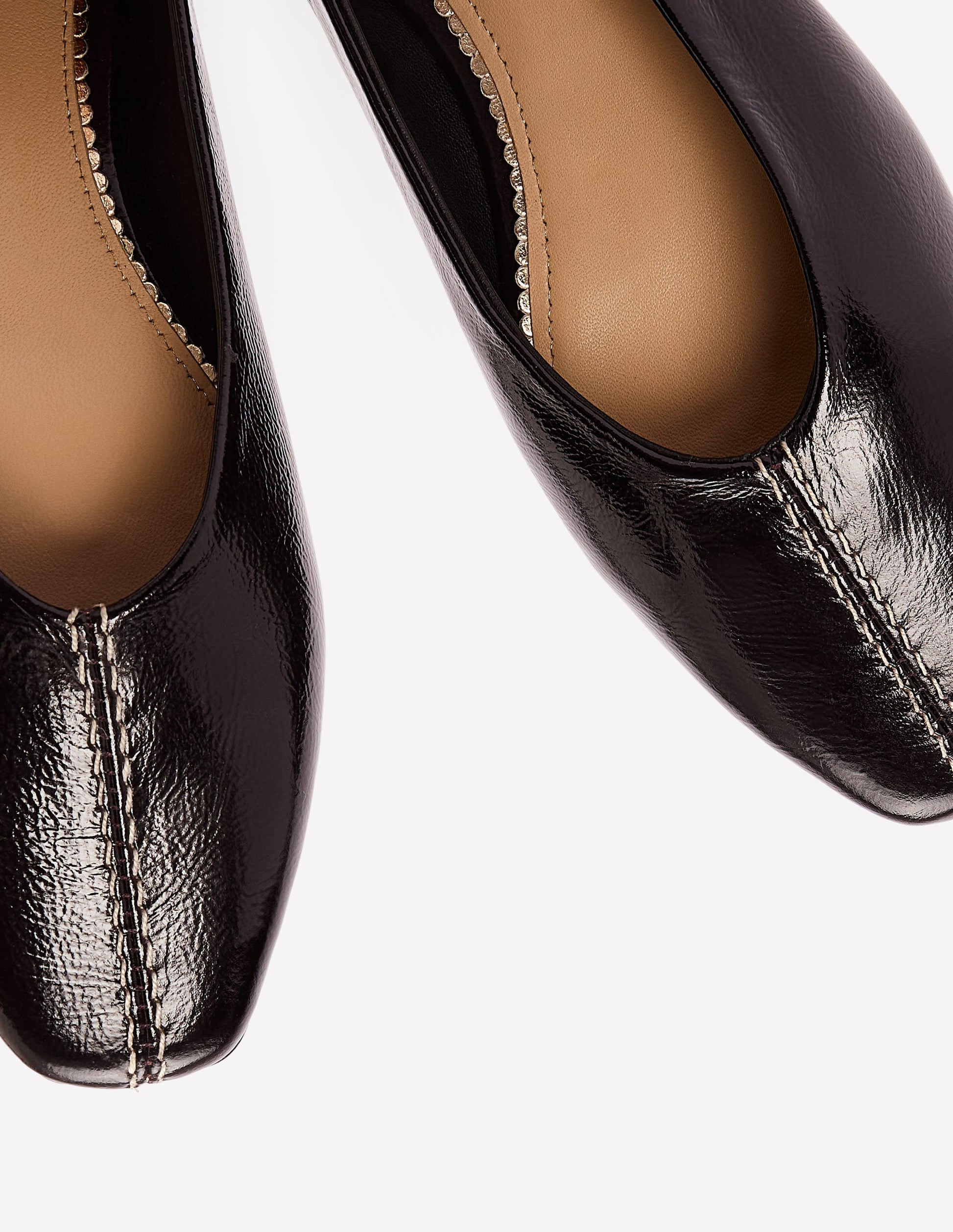 Weit ausgeschnittene, flache Schuhe mit Ziernaht-Oxblood-4