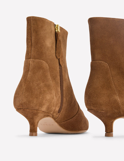 Stiefeletten mit Kitten-Absatz-Schokoladenbraun-5