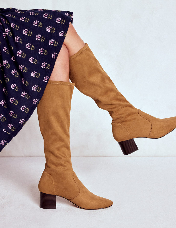 Flache Stretch-Stiefel-Braun