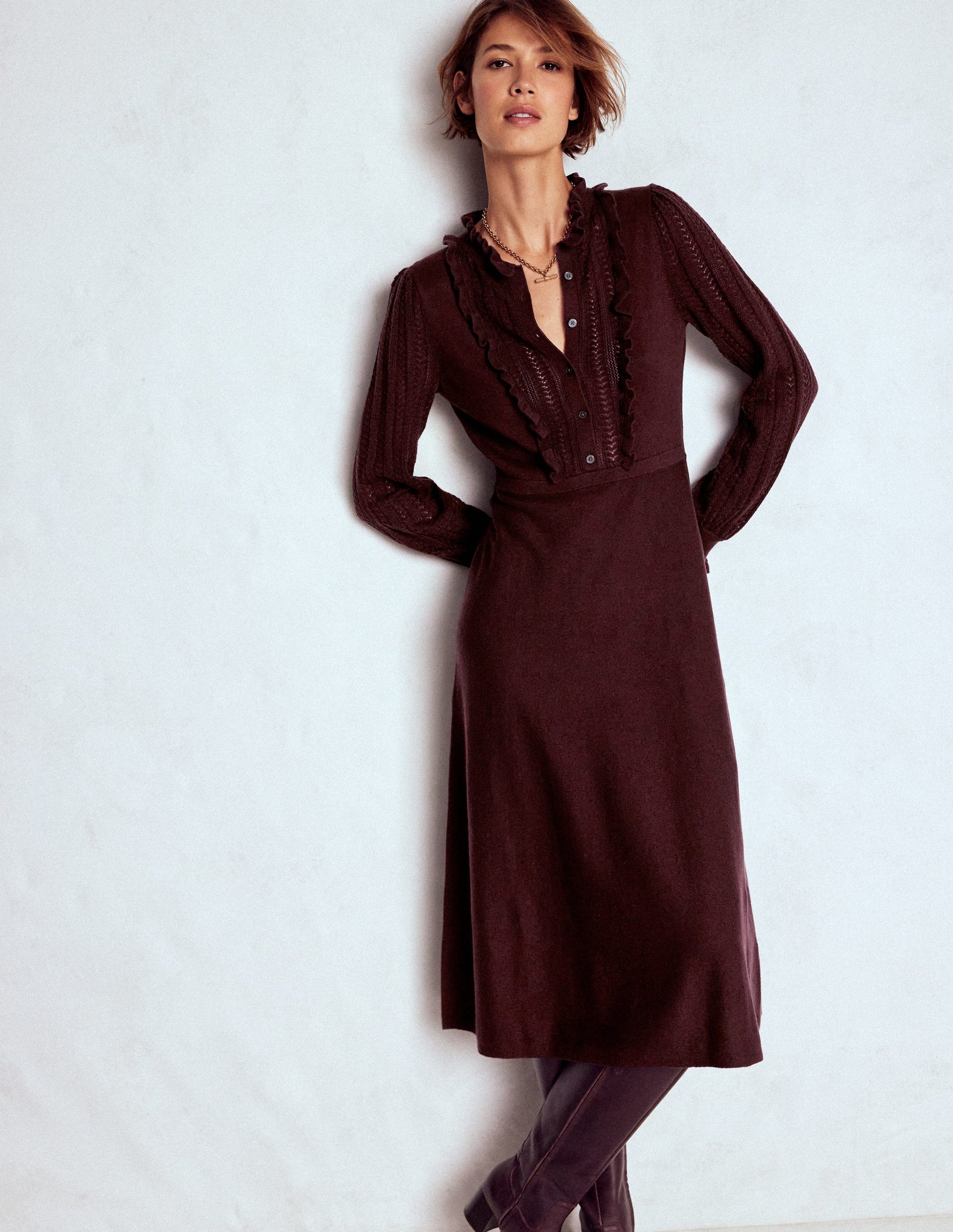 Winifred Strickkleid mit Rüschen-Kaffeebohne-4