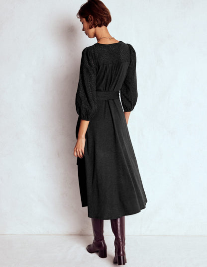 Eden Jerseykleid mit Lochstickerei-Schwarz-3