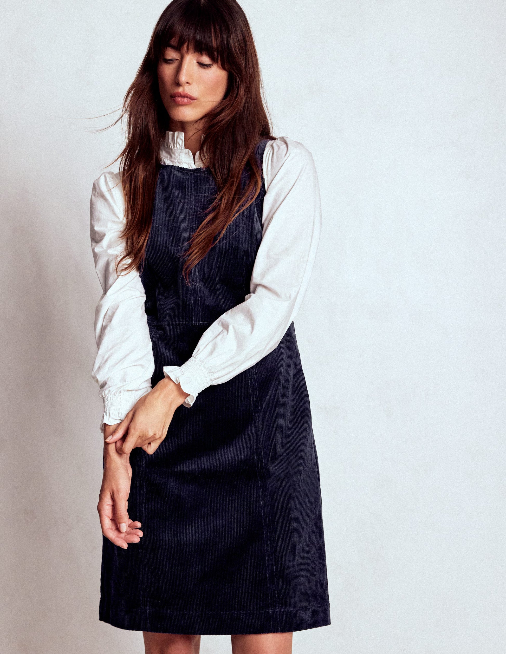 Annie Etuikleid aus Cord-Marineblau-4