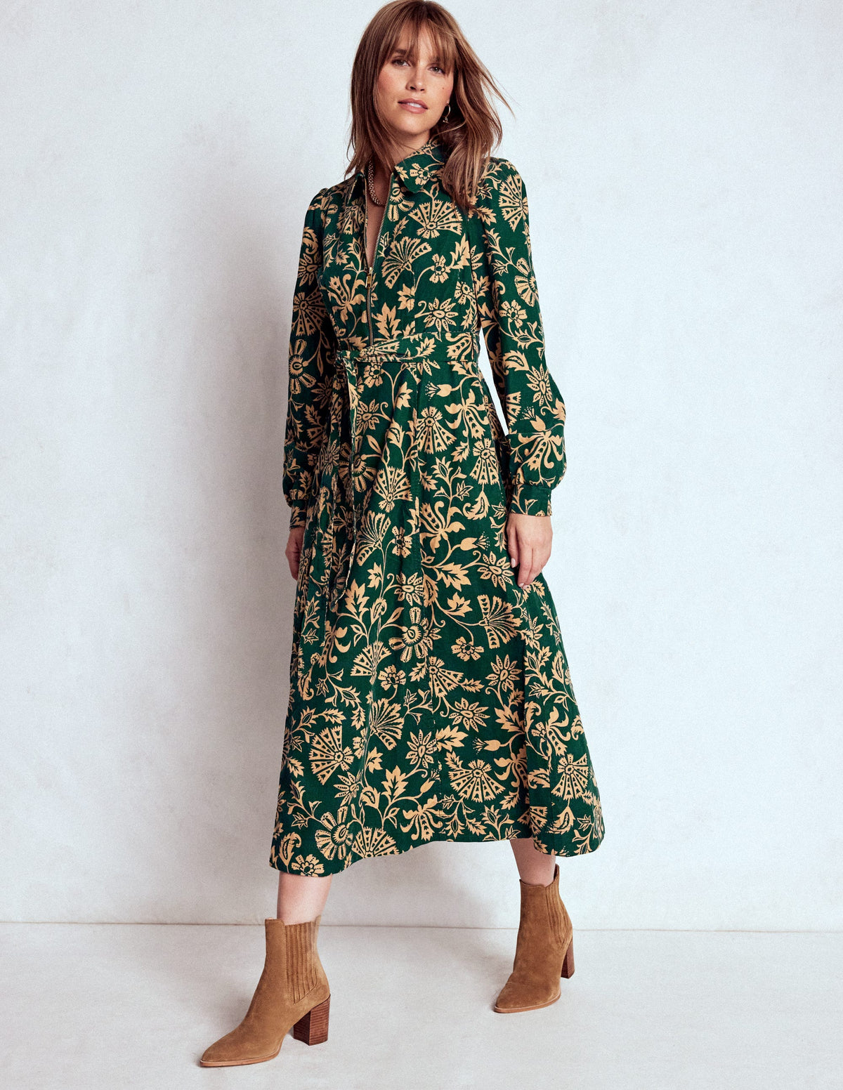 Robe midi Adelaide à zip en velours côtelé-Émeraude nocturne, motif Elaborate Vine - Image 1
