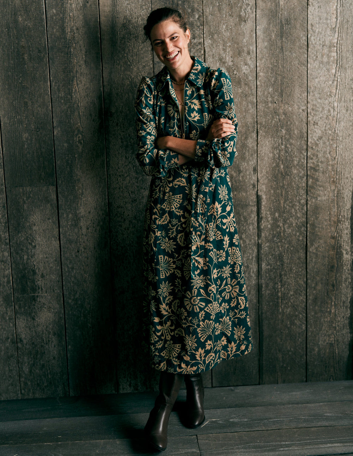 Robe midi Adelaide à zip en velours côtelé-Émeraude nocturne, motif Elaborate Vine - Image 2