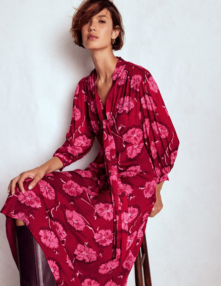 Robe Brooke style 40s avec liens à l'encolure-Rouge canneberge, motif Delicate Vine