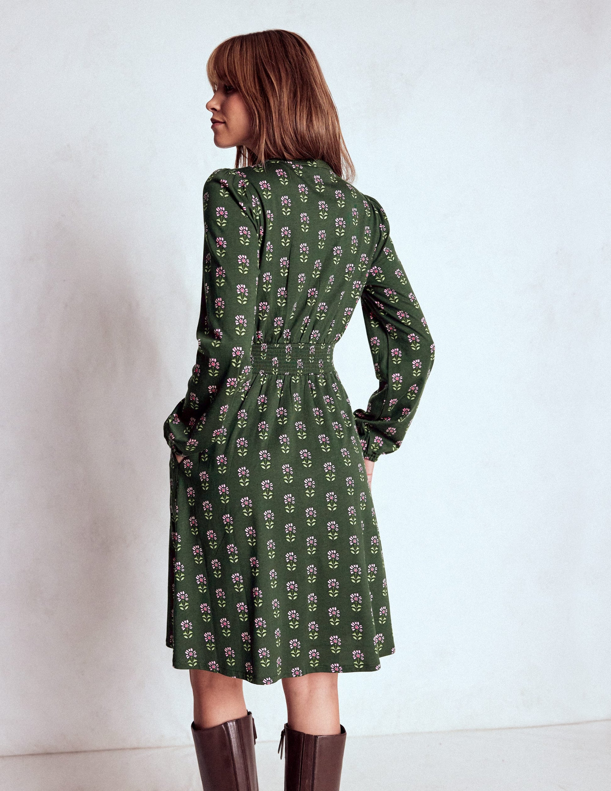 Sarah Kurzes Jerseykleid-Wintermoos, Holzblock Blumenmuster-4