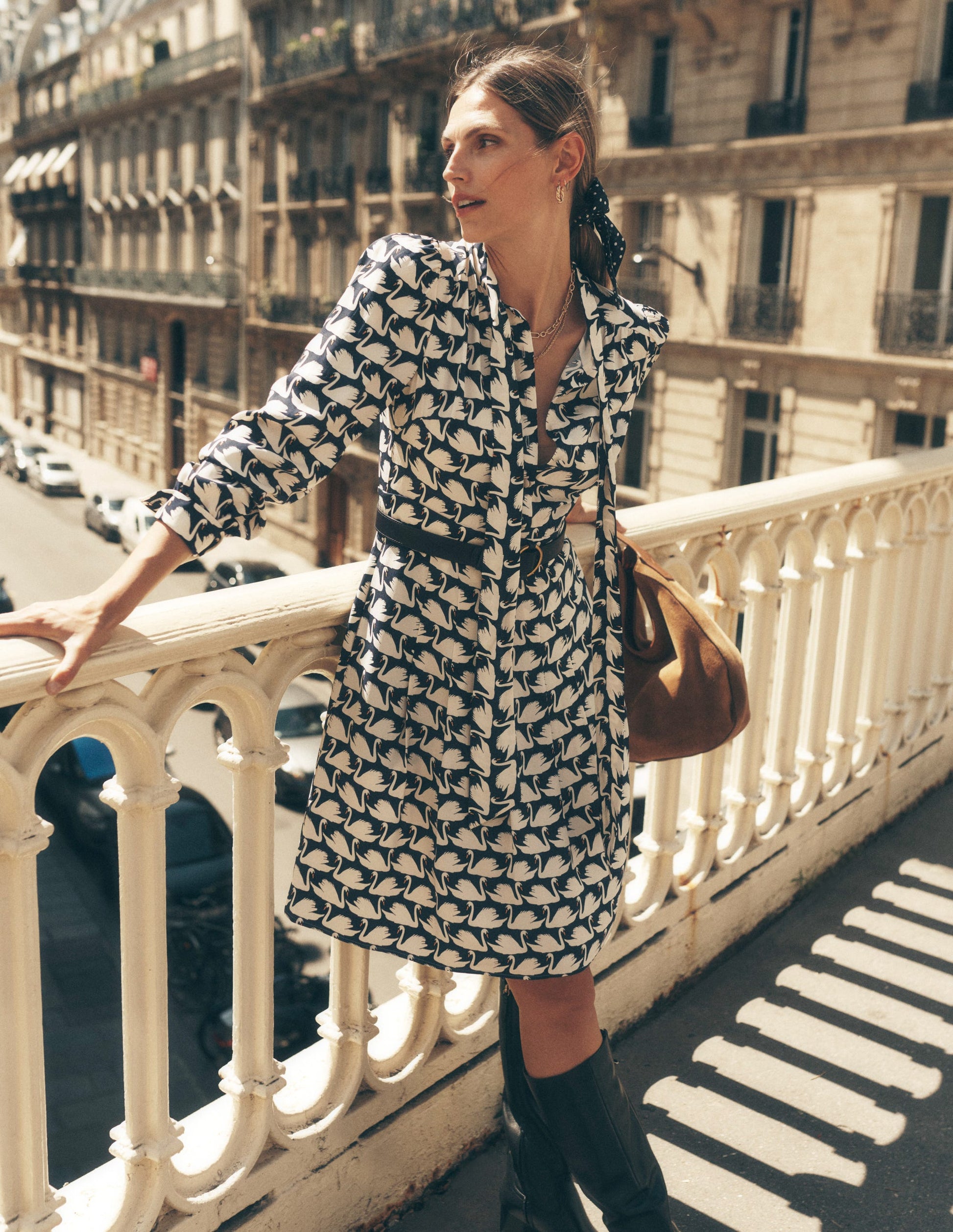 Robe courte nouée au col-Bleu marine foncé, motif Geo Swan-1