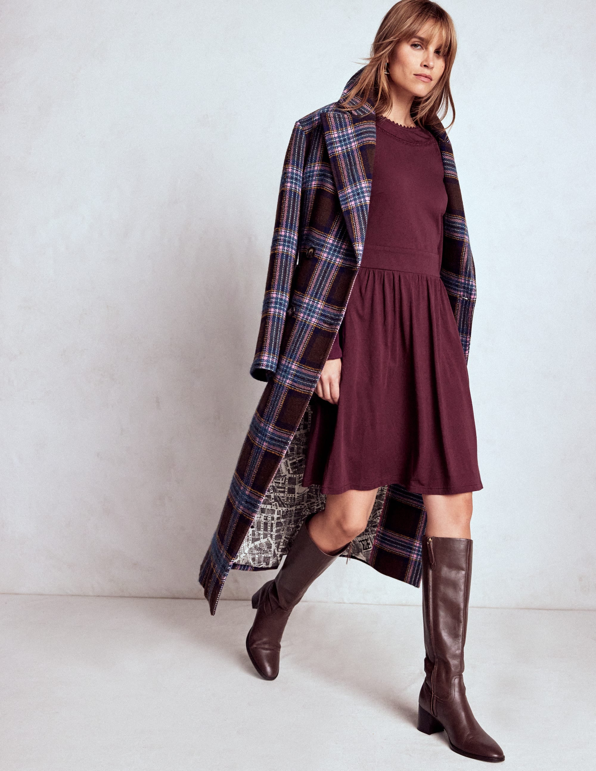 Mila Kurzes Jerseykleid-Dunkle Kirsche - Image 1