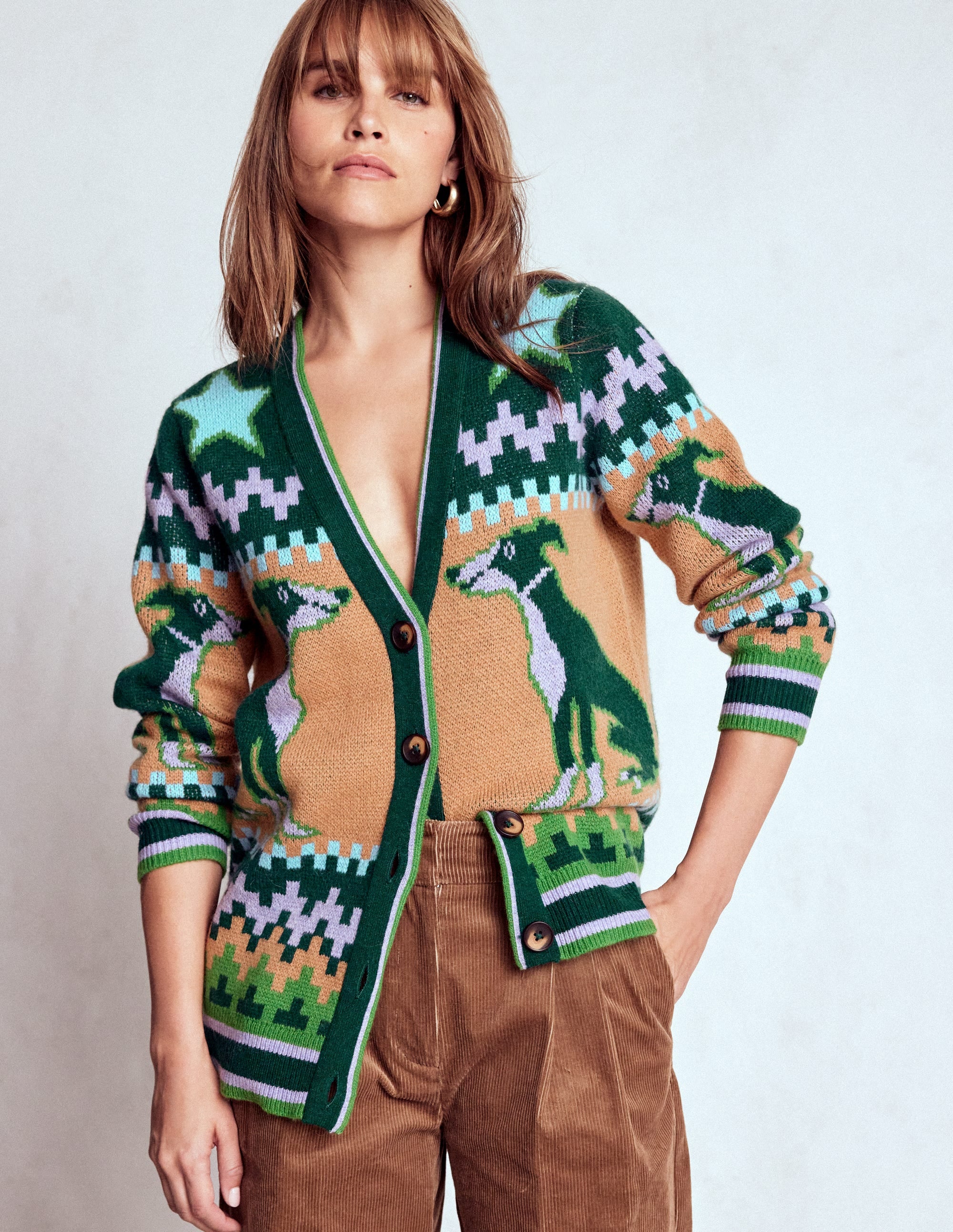 Quinn Strickjacke im Boyfriend-Stil-Dunkles Smaragdgrün Windhund - Image 5