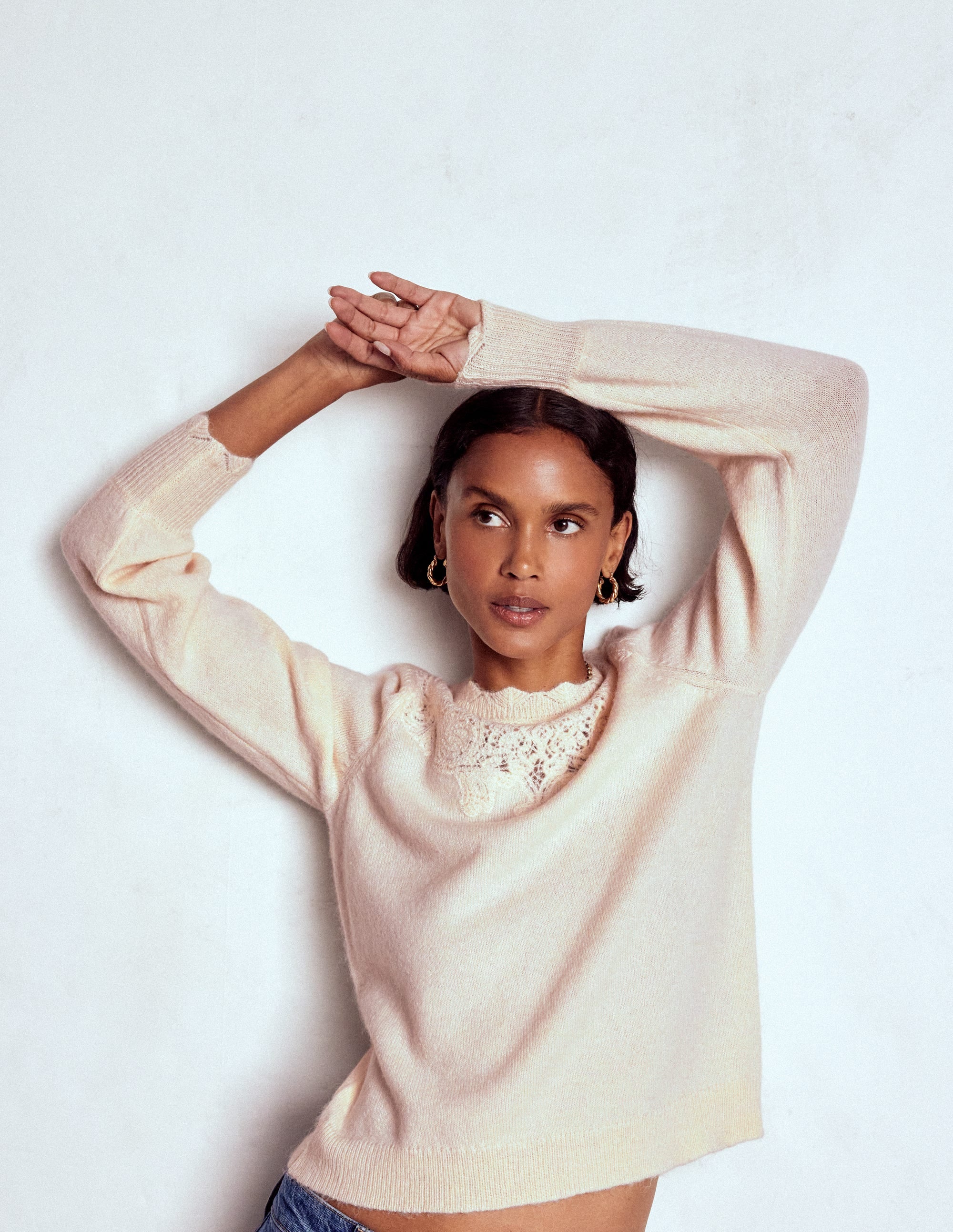 Pull duveteux brodé-Lait d'amande - Image 4