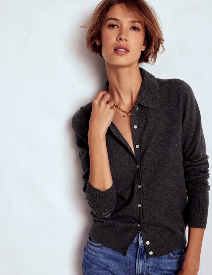 Briony Strickjacke mit Ziernähten-Anthrazit Melange