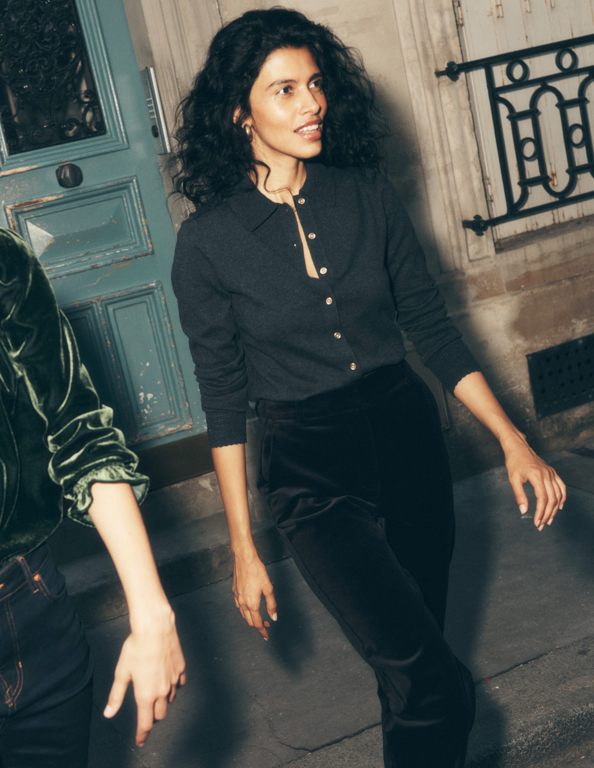 Briony Strickjacke mit Ziernähten-Anthrazit Melange - Image 5