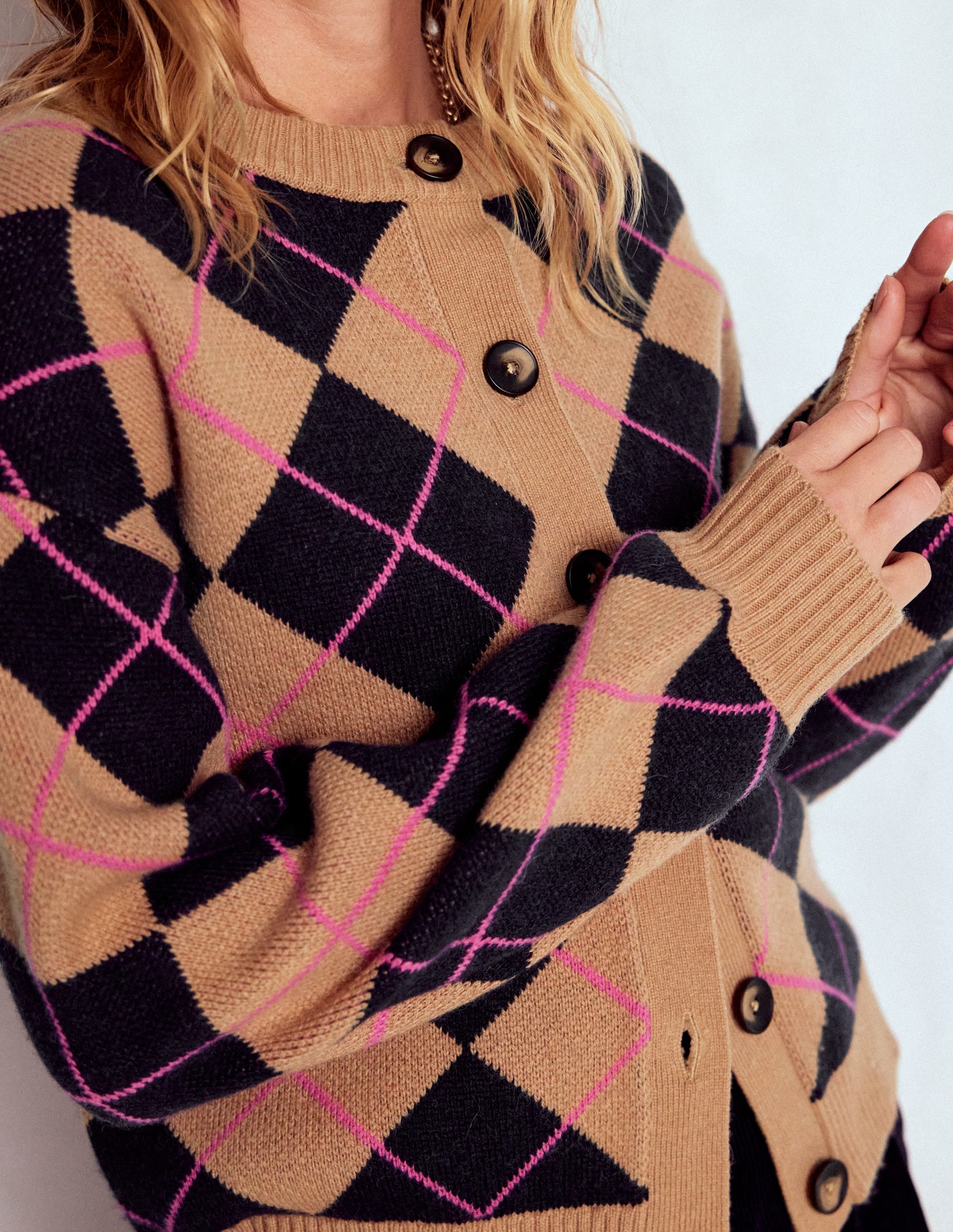 Abi Jacquard Cardigan-Camel, Navy Argyle - Image 3