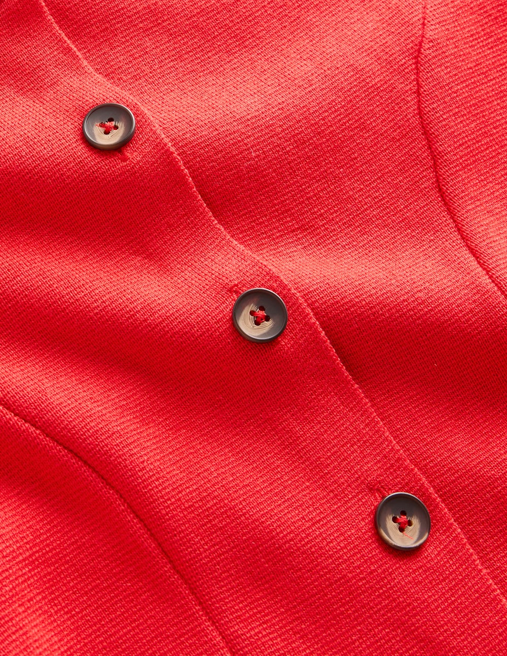 Joanna Taillierte Strickjacke-Mohnblumenrot - Image 8